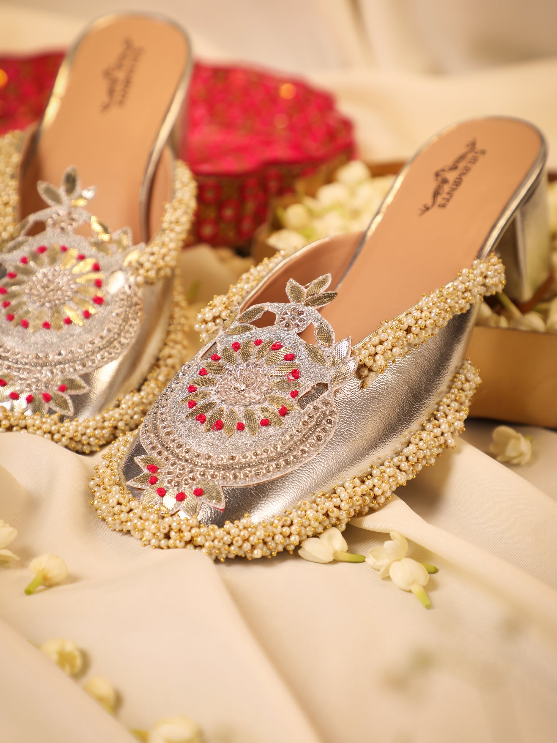 Silver Crown (Mule Heel)