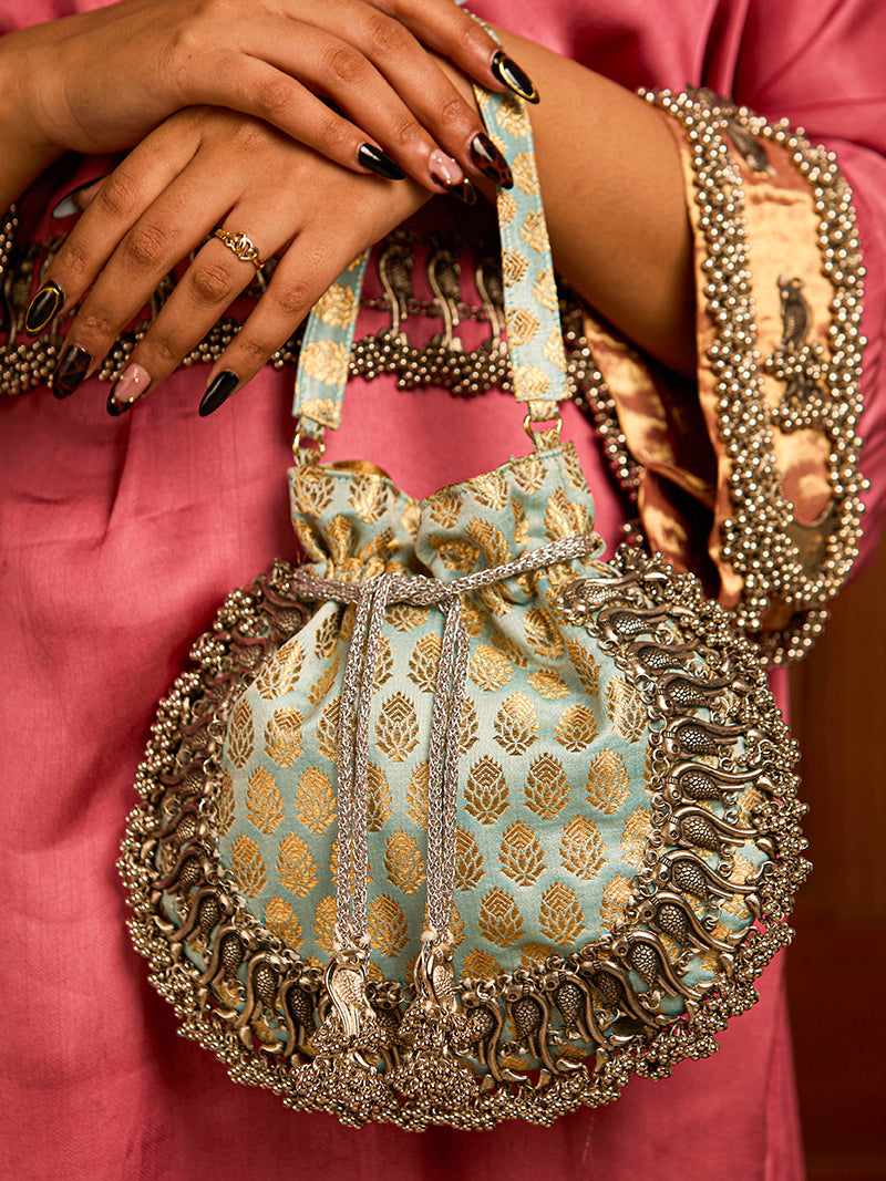 Pearl Light Blue (Potli)