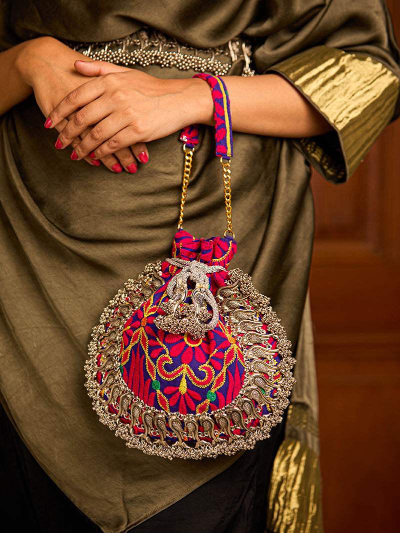 Harini (Potli)
