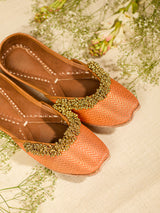 Ghunghroo Edit Zigzak Orange Jutti