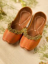 Ghunghroo Edit Zigzak Orange Jutti