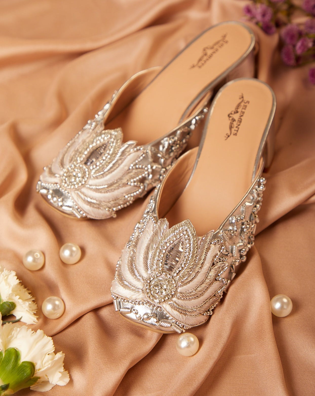 Silver Lotus (Mule Heel)