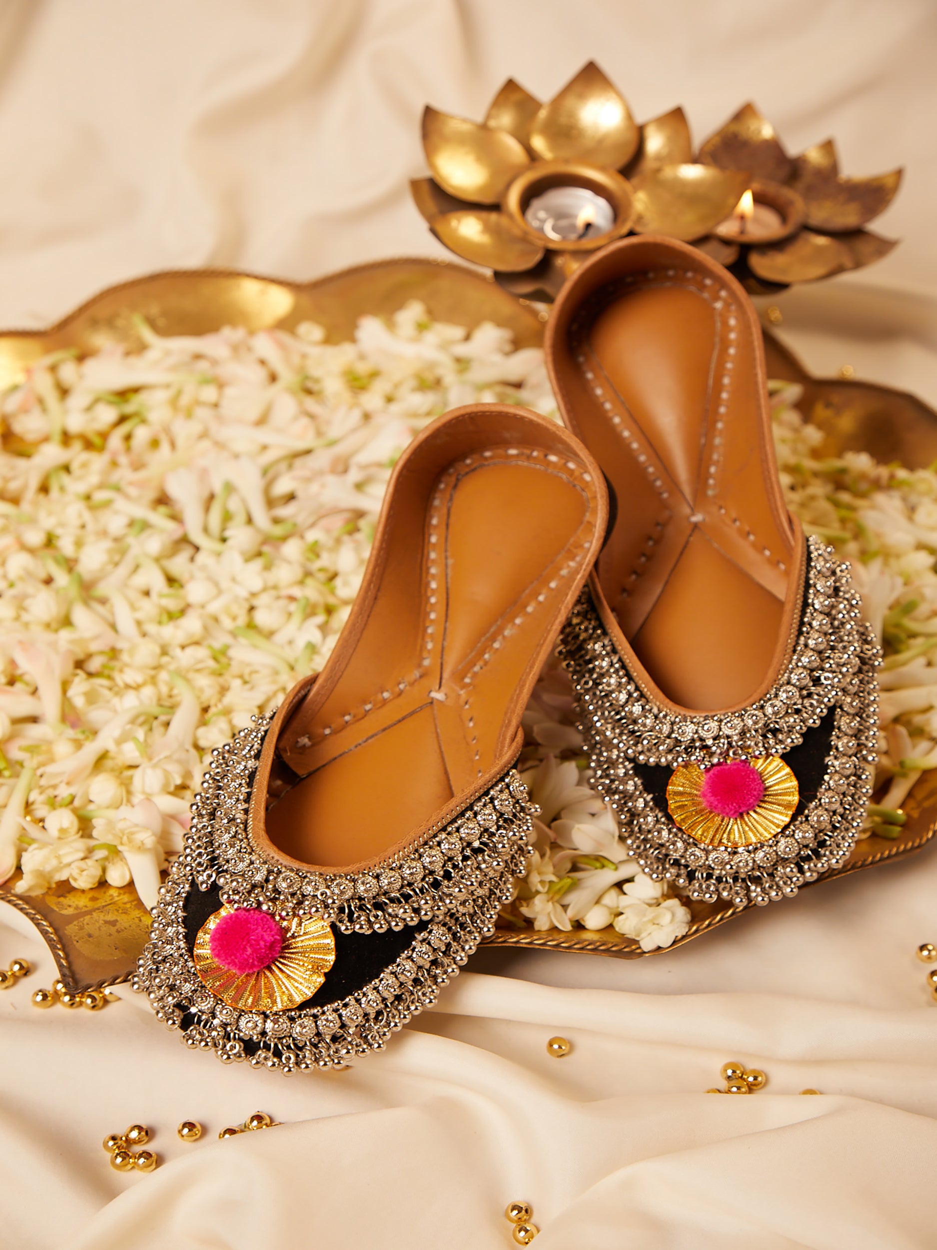 Black Crown (Jutti)