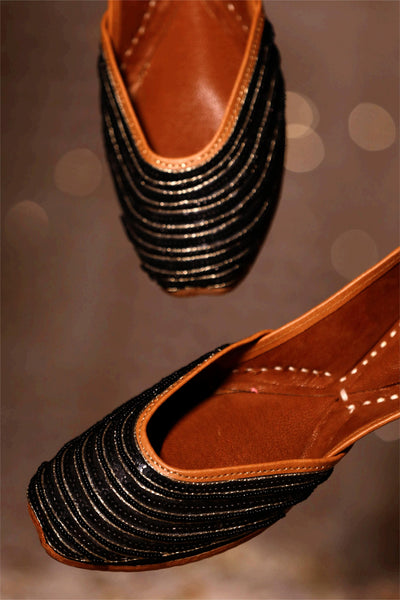 Adya Black (Jutti)