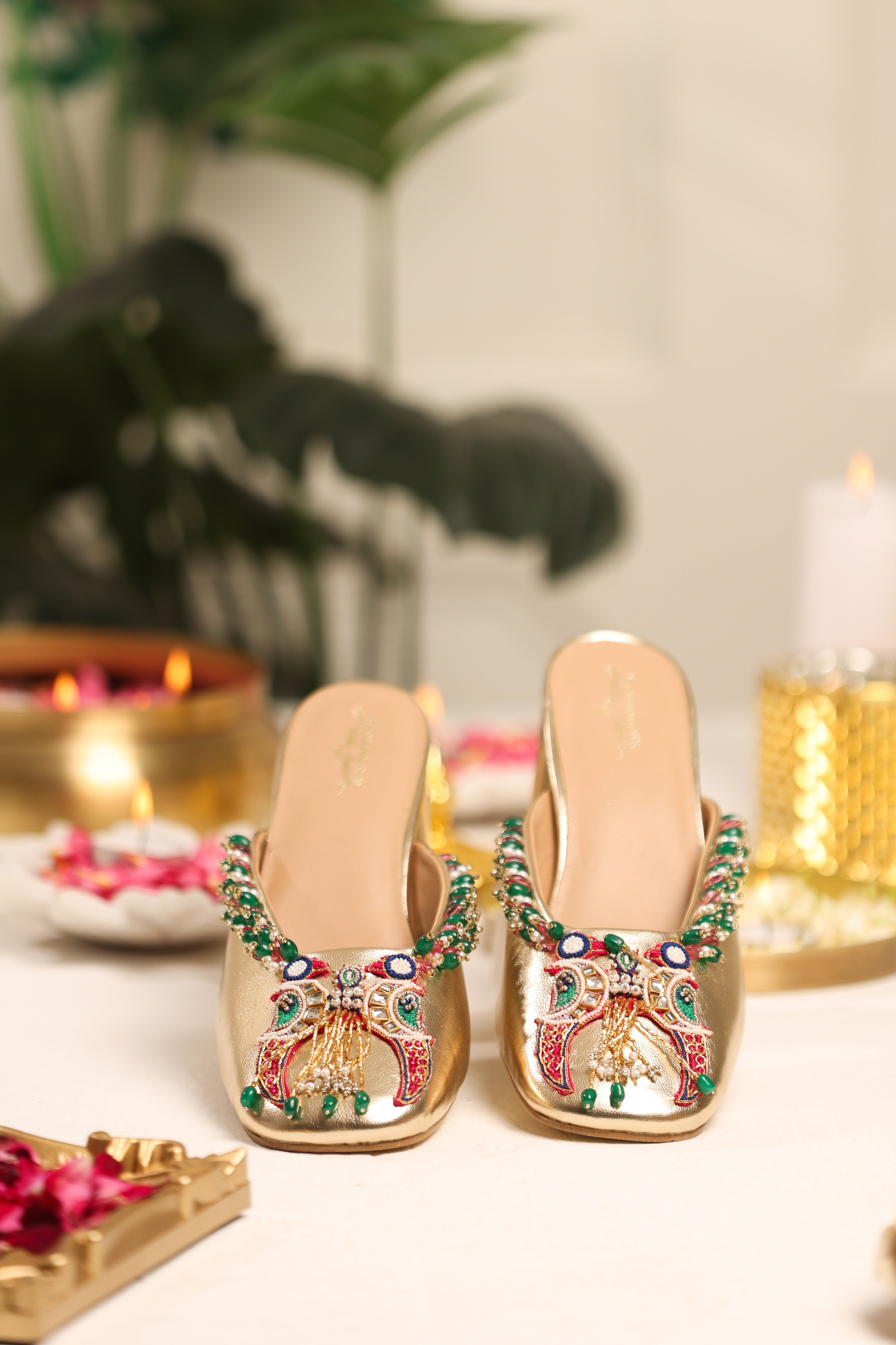 5E-RH-26-029 - Mayurakshi Mule Heels - 002 - 5 elements 10 march11420.jpg