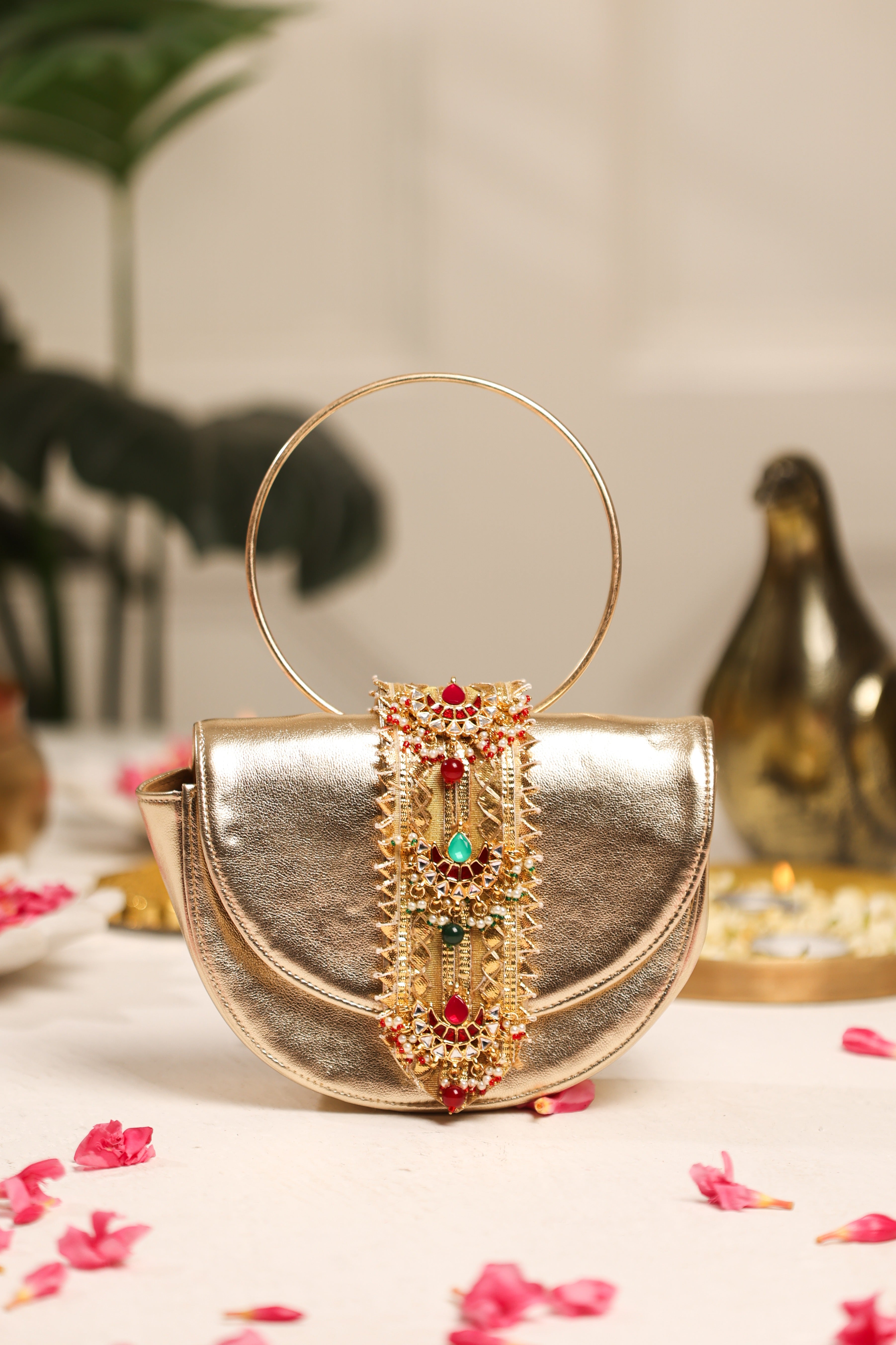 5E-RH-26-052 - Noorjahan Handbag - 003 - 5 elements 10 march11647.jpg