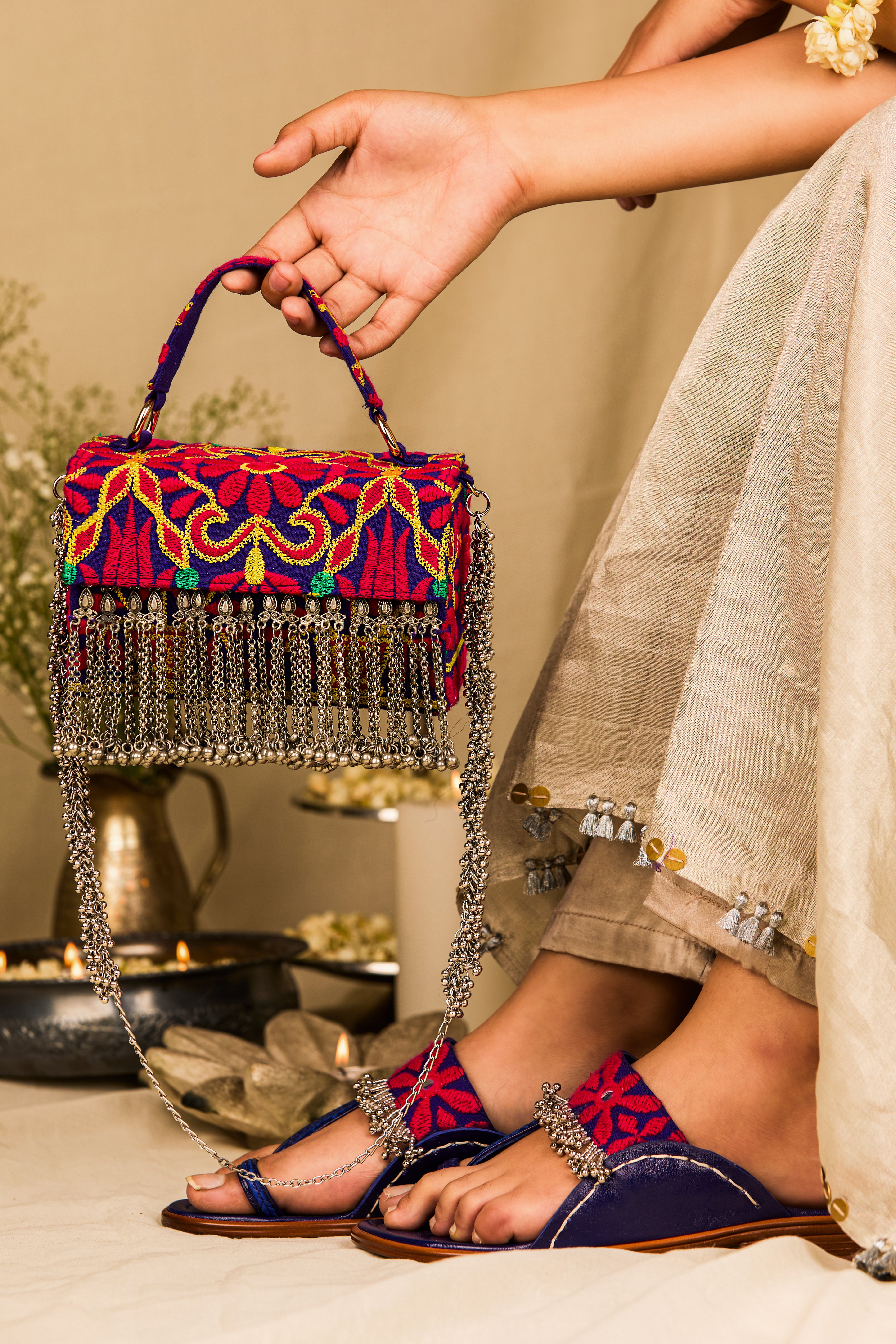 Harini Kolhapuri & Harini Bag (Combo)