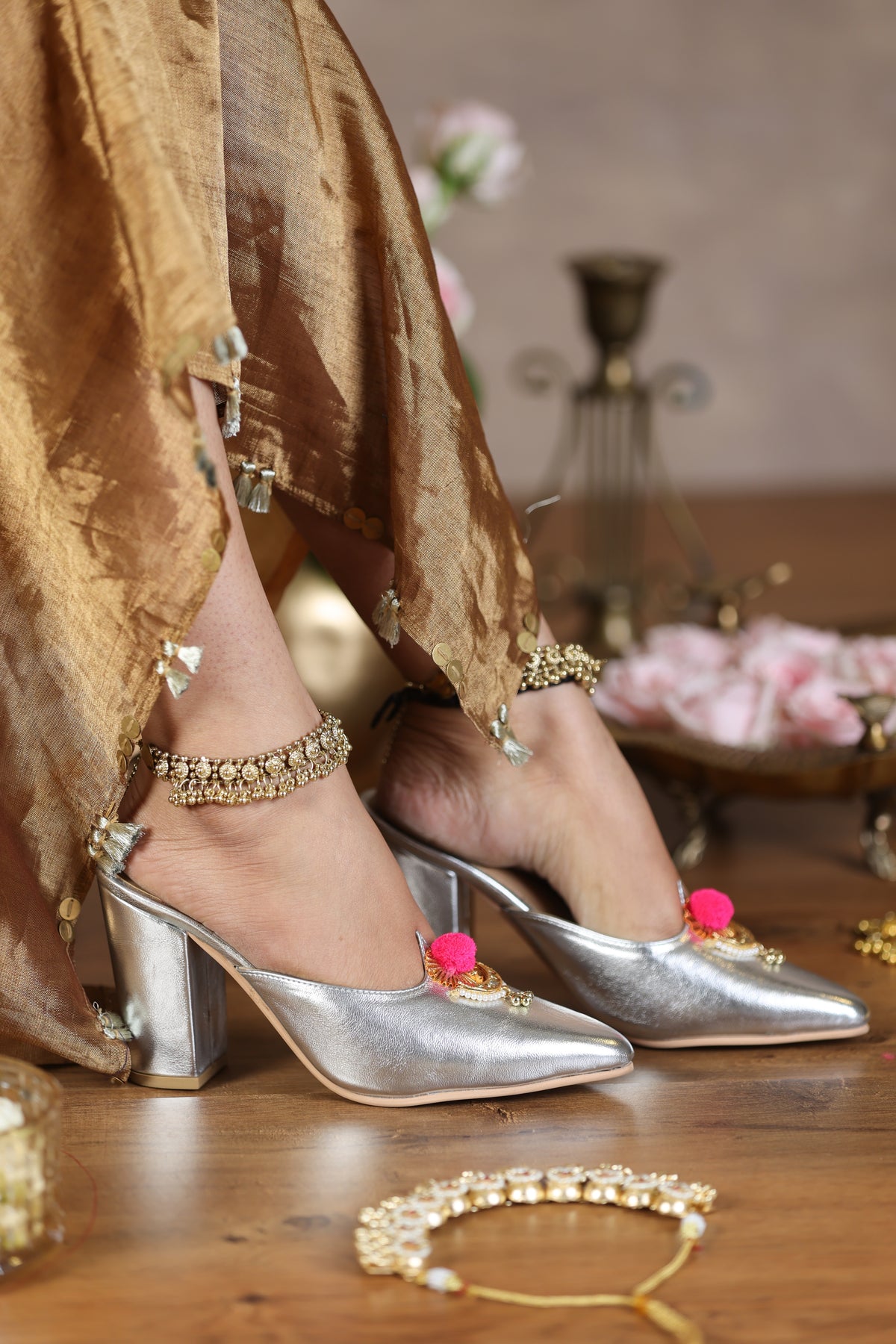 Ishira Silver (Heels) - image 10