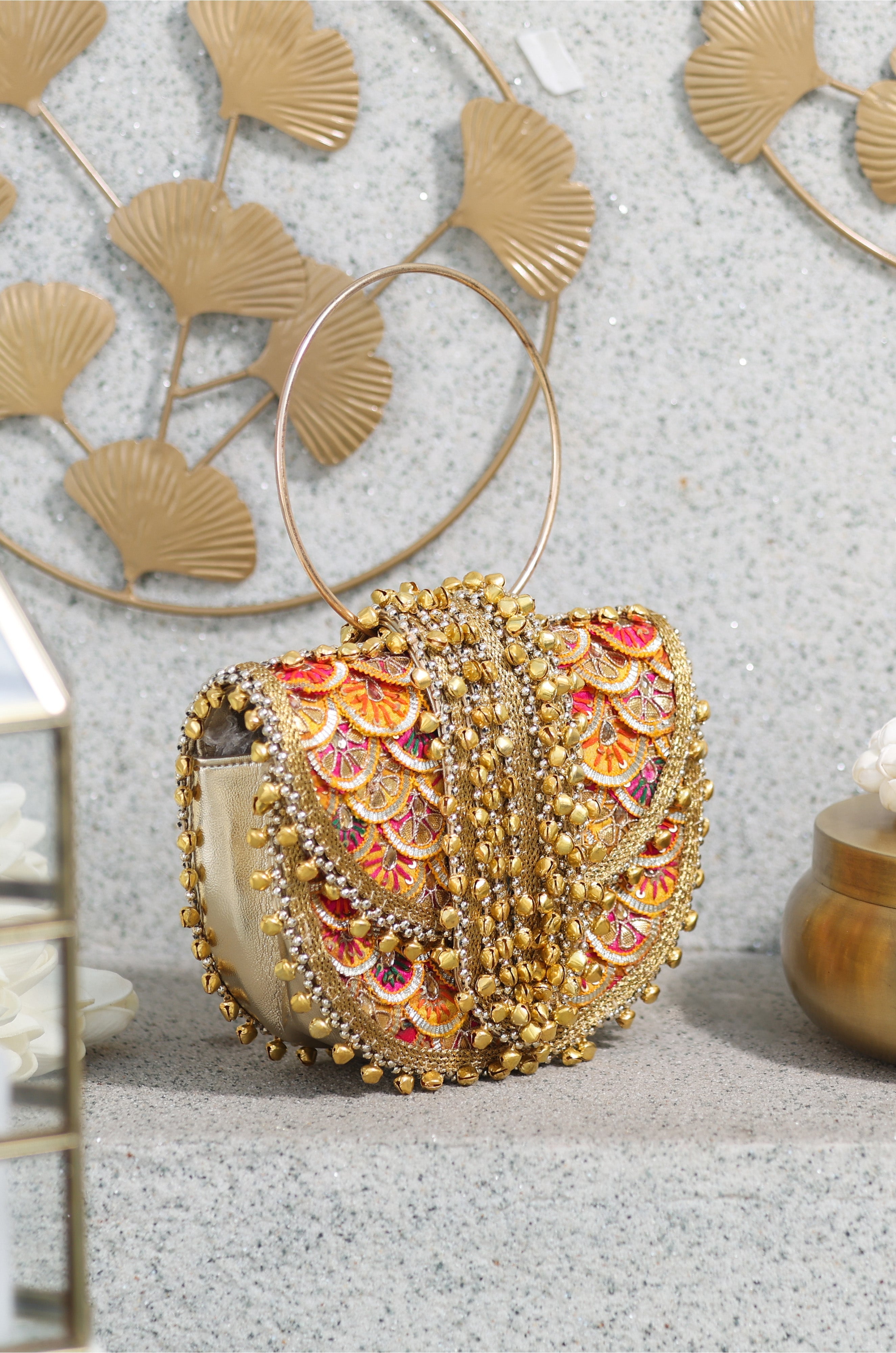 Suranjali Batua (Handbag)