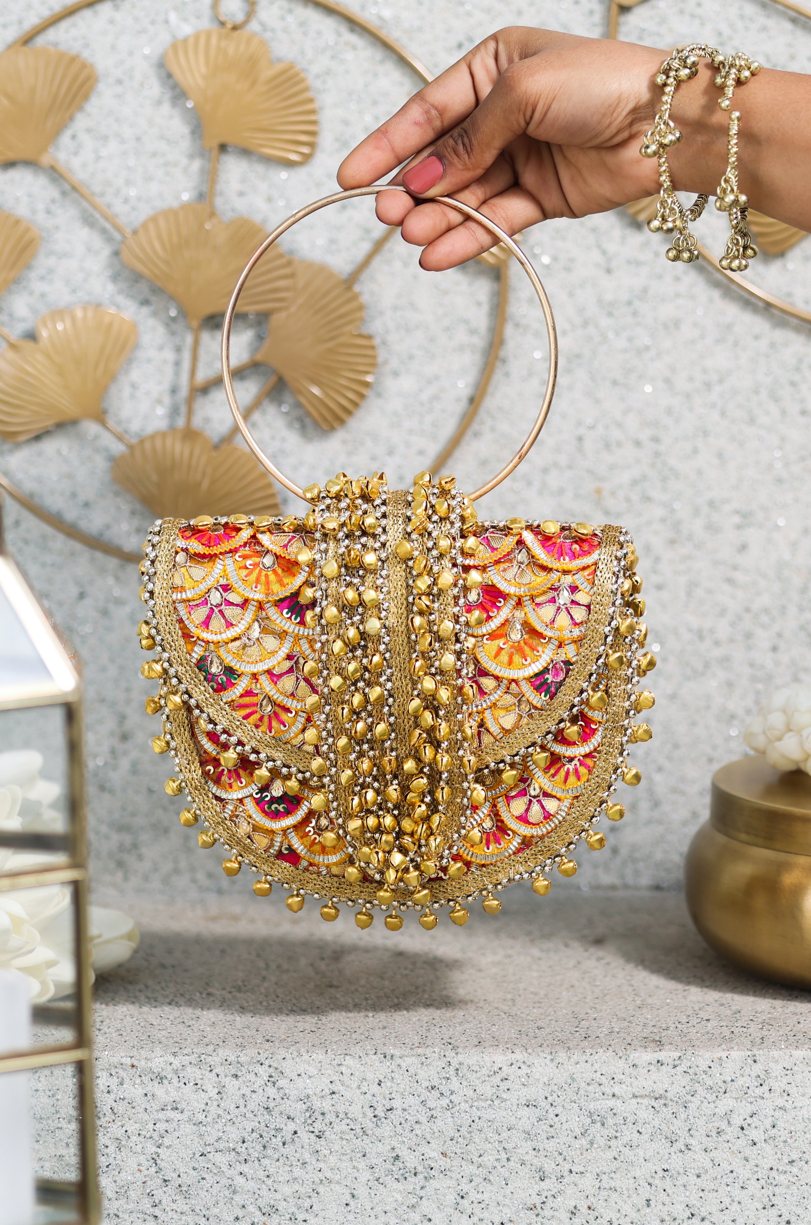 Suranjali Batua (Handbag)