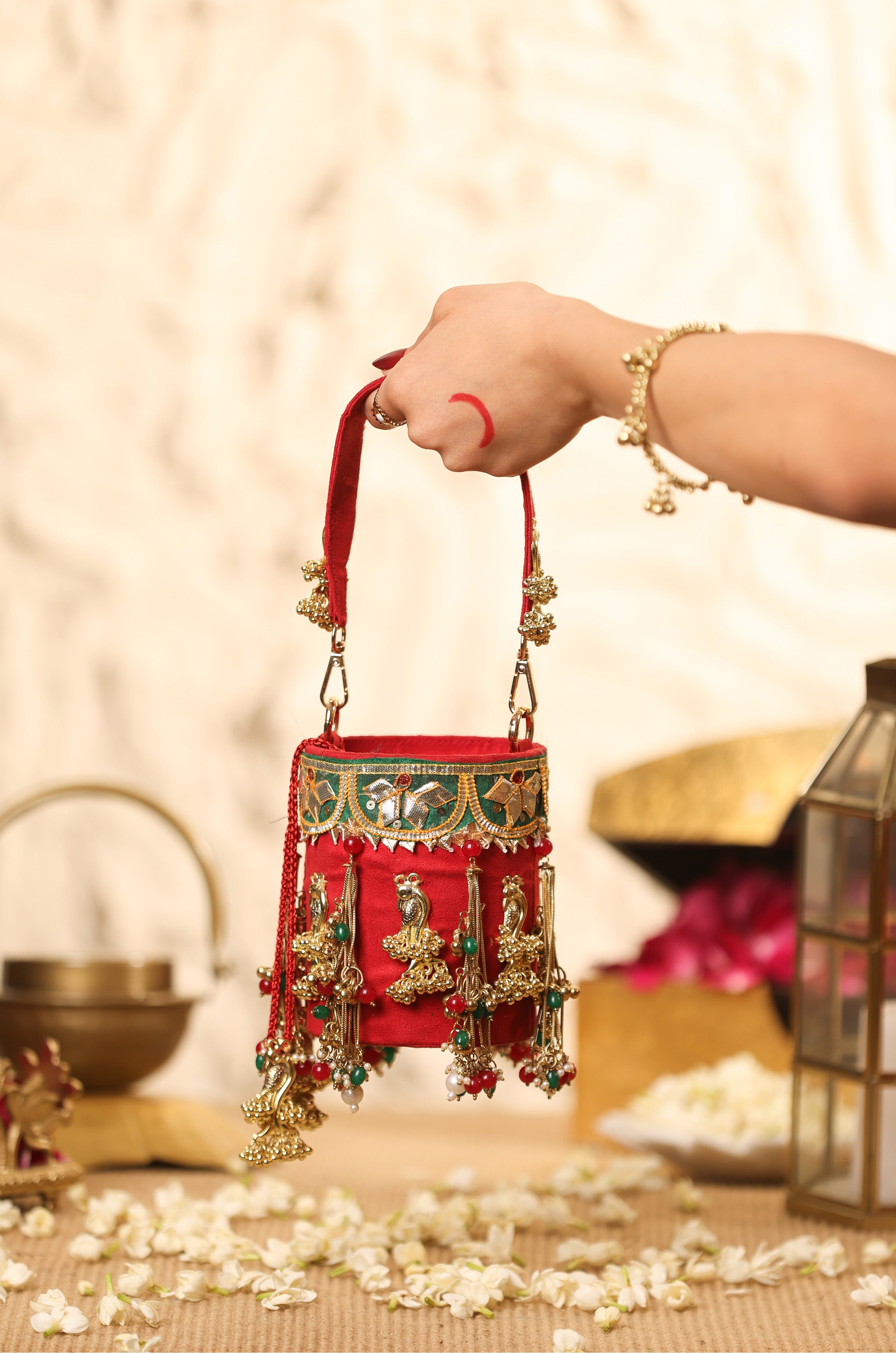 Mayurvalli Batua (Potli)