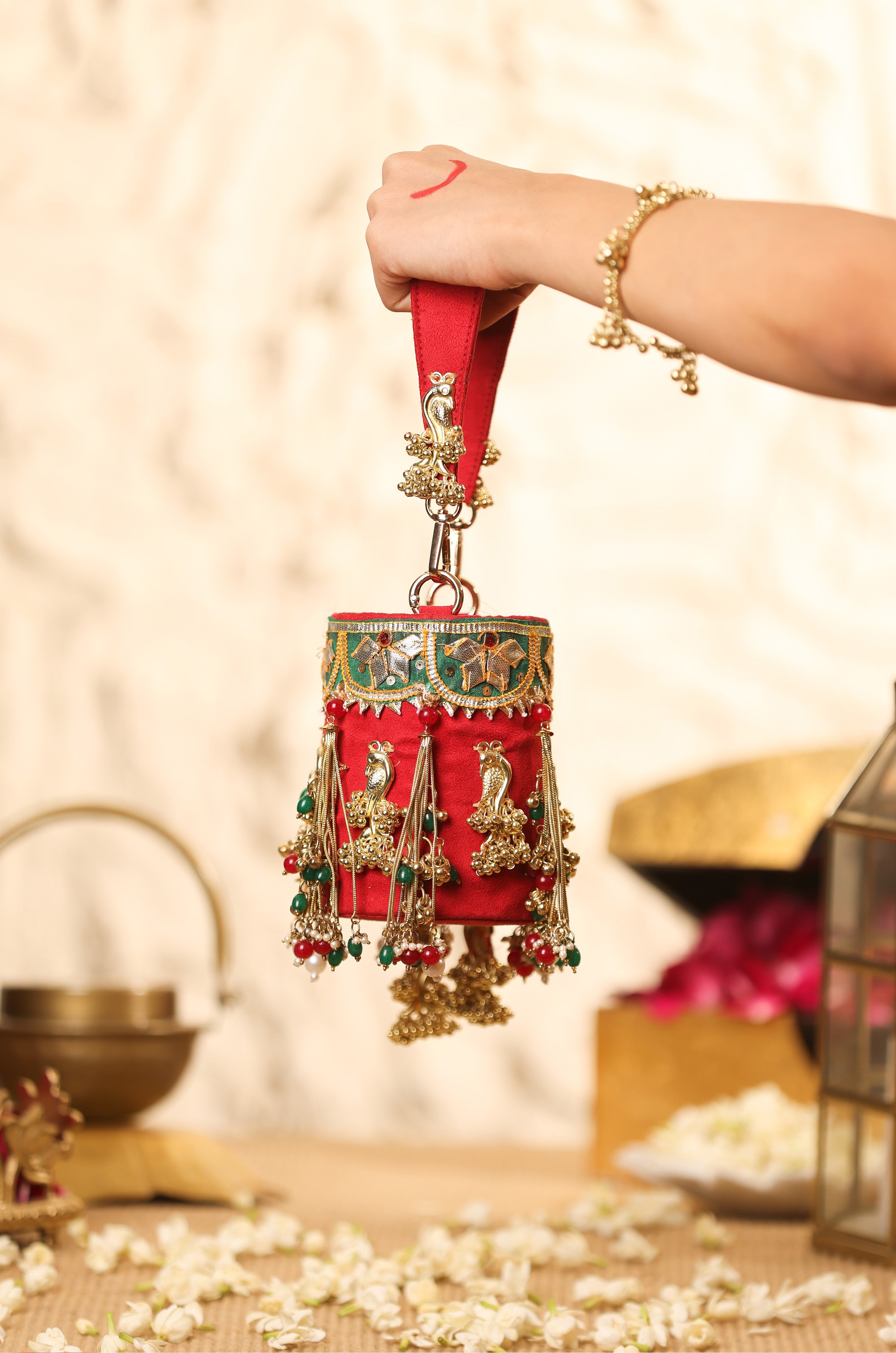 Mayurvalli Batua (Potli)