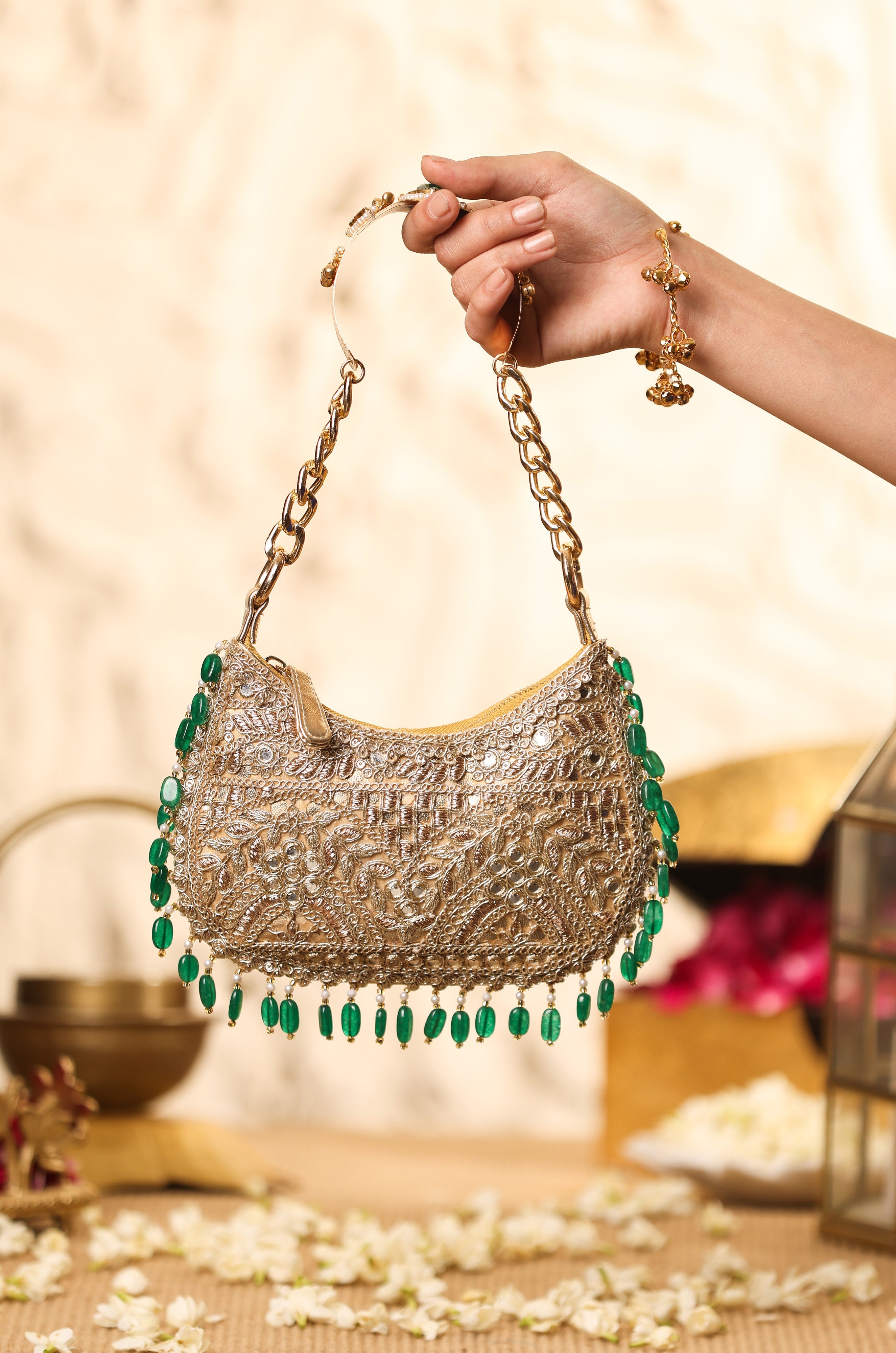 Mehrunisa Baguette (Handbag)