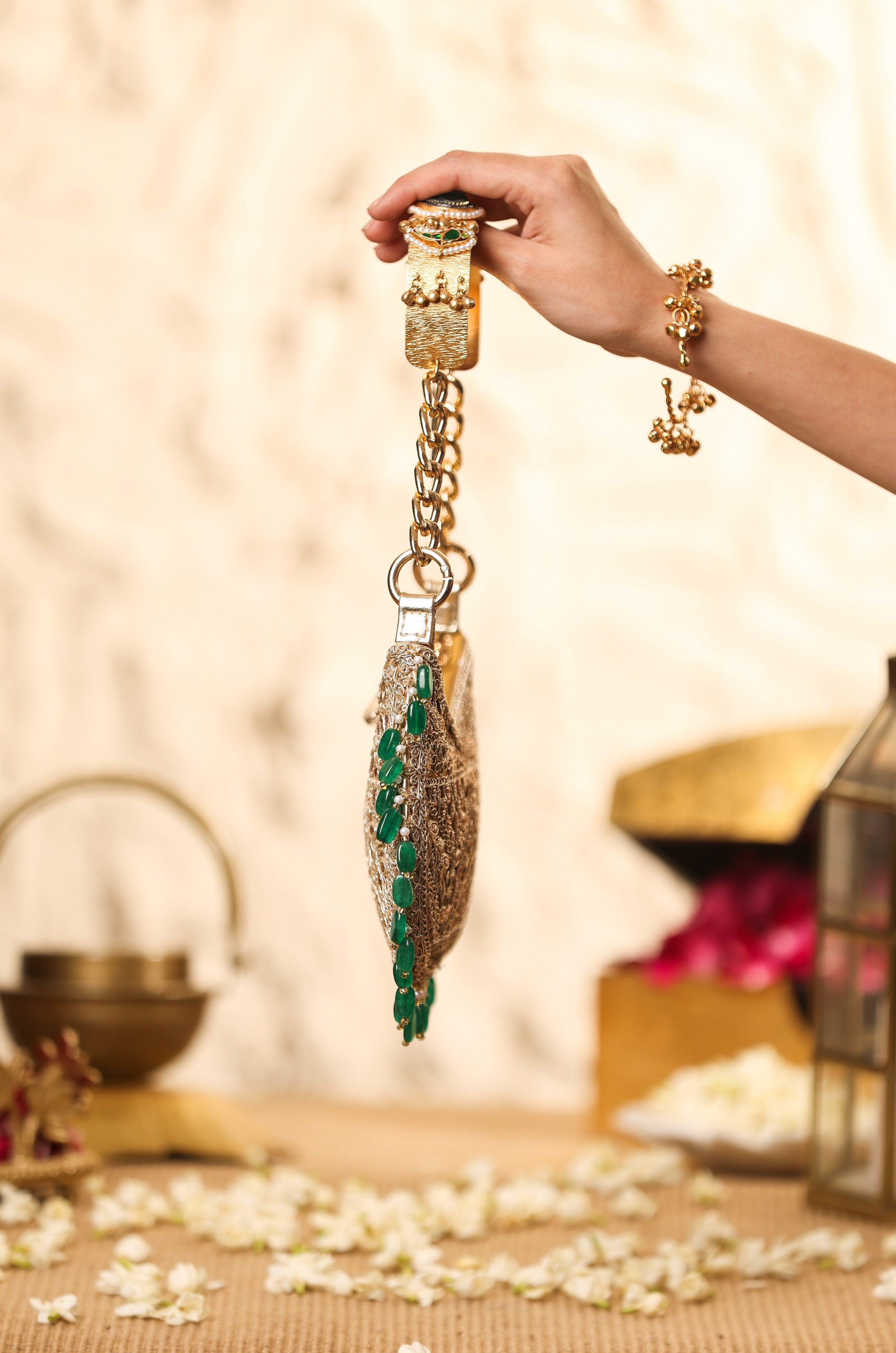 Mehrunisa Baguette (Handbag)