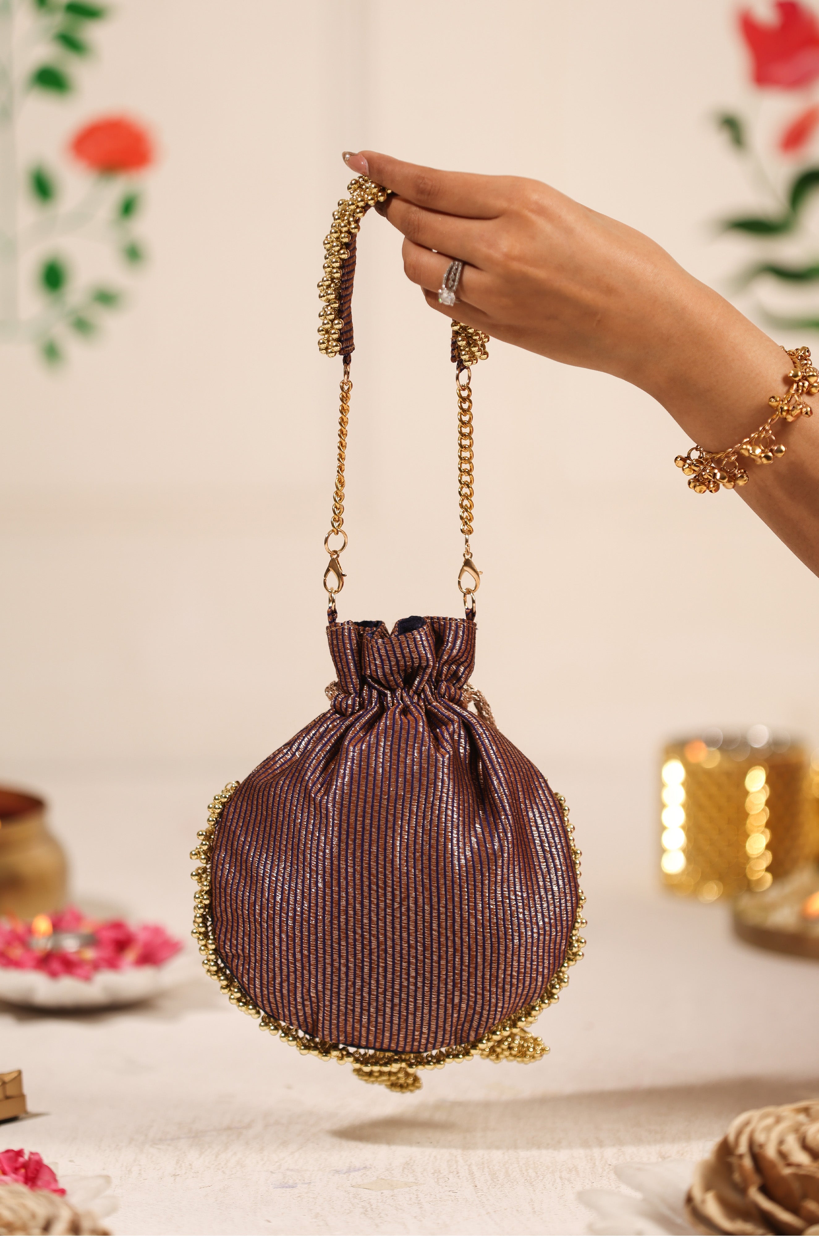 Swarna Lalika (Potli)