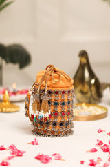 Vastraangi Batua (Potli)