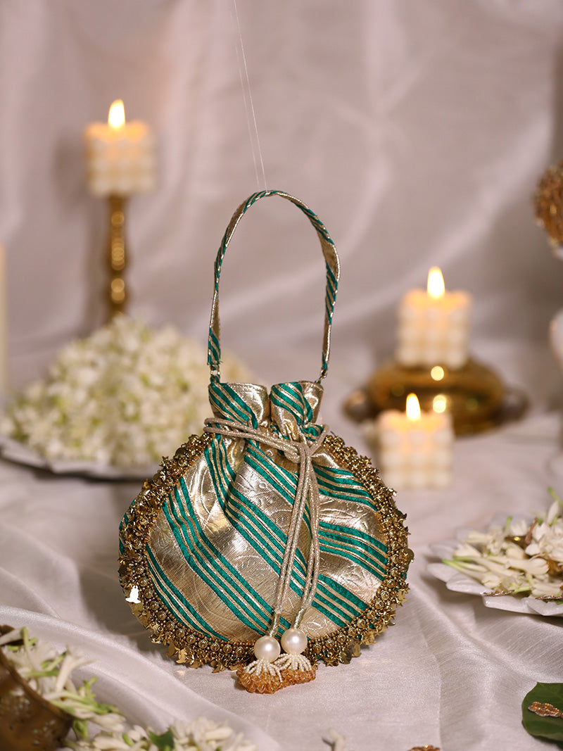 Devaka Jutti and Naisha Potli Green (Combo)