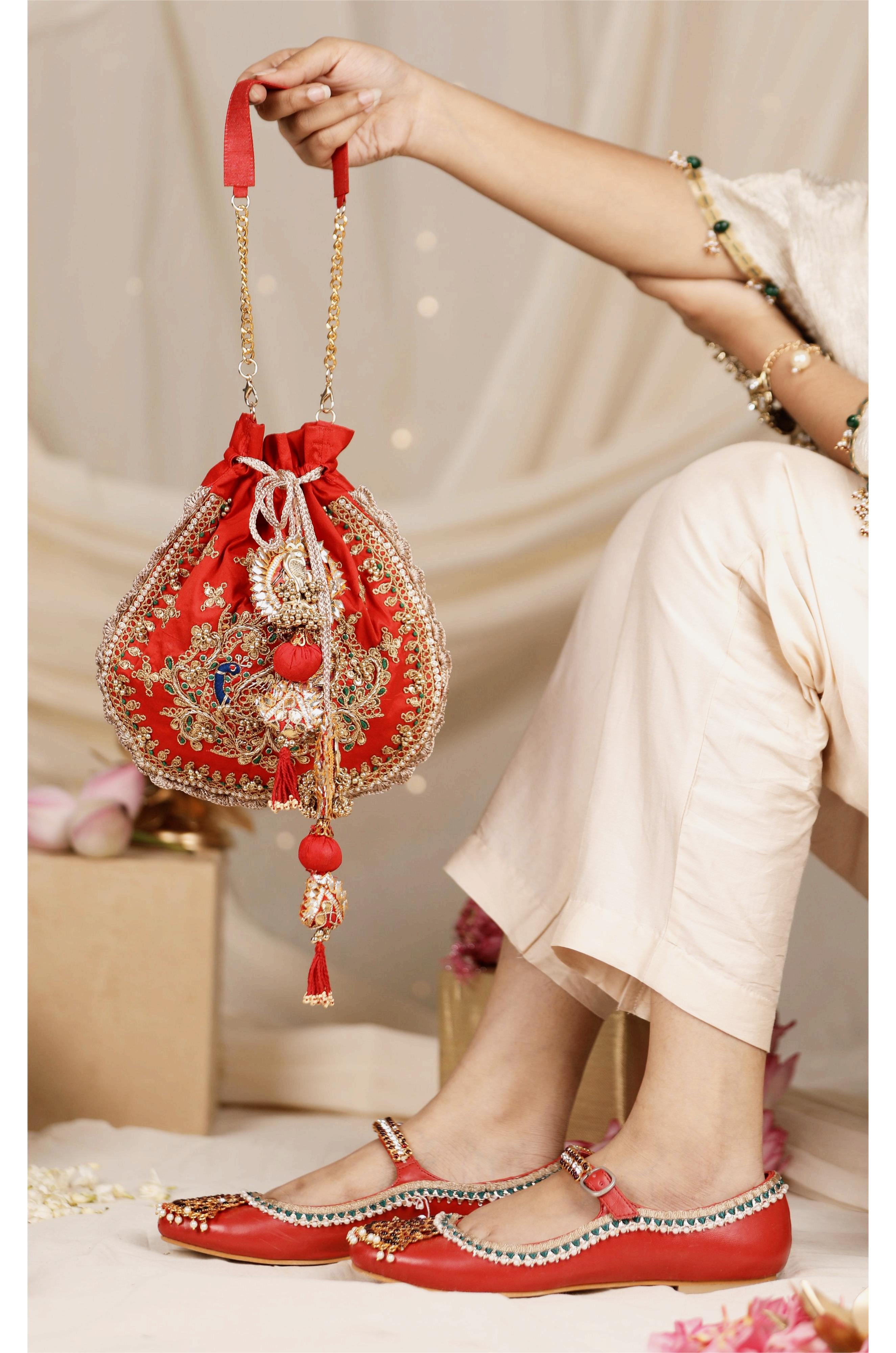 Sharini & Ruvika Red Potli