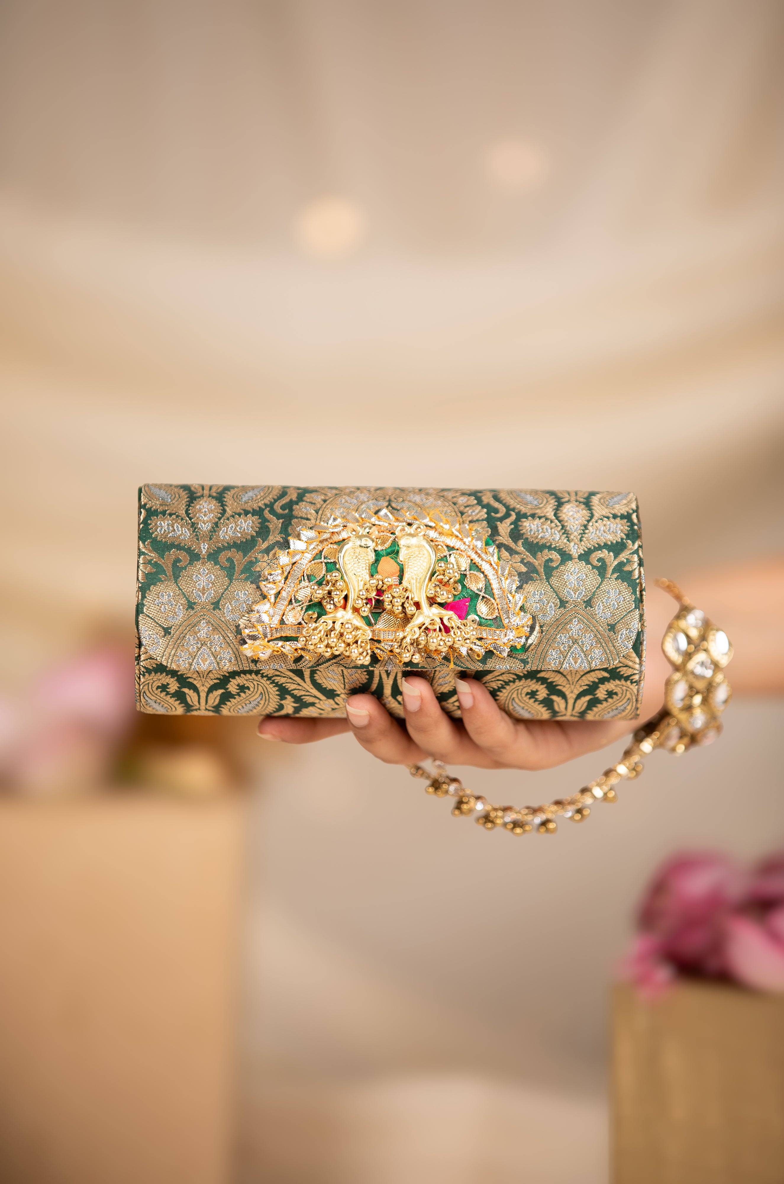 Neyara (Handbag)