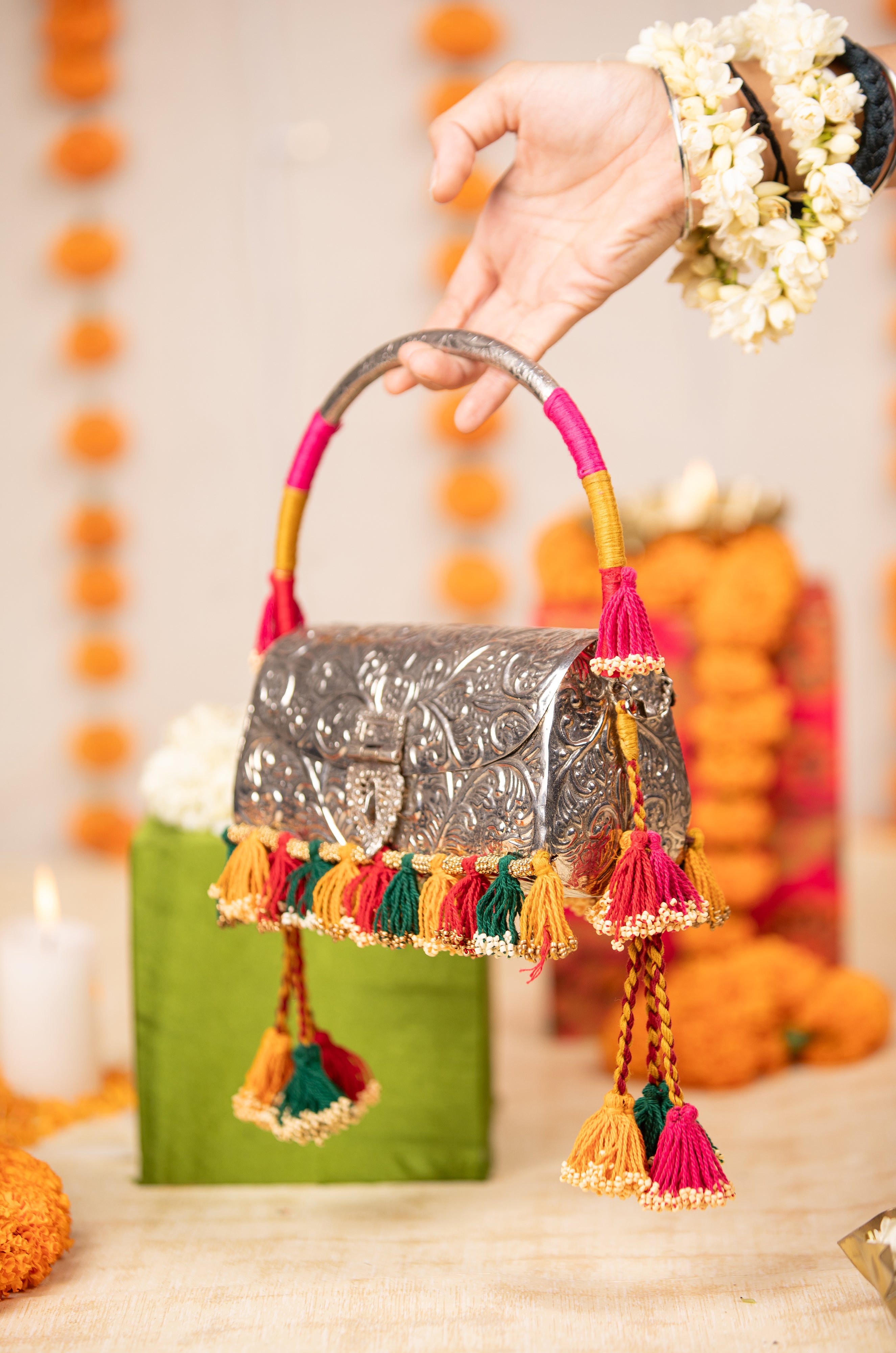 Anvika (Handbag)