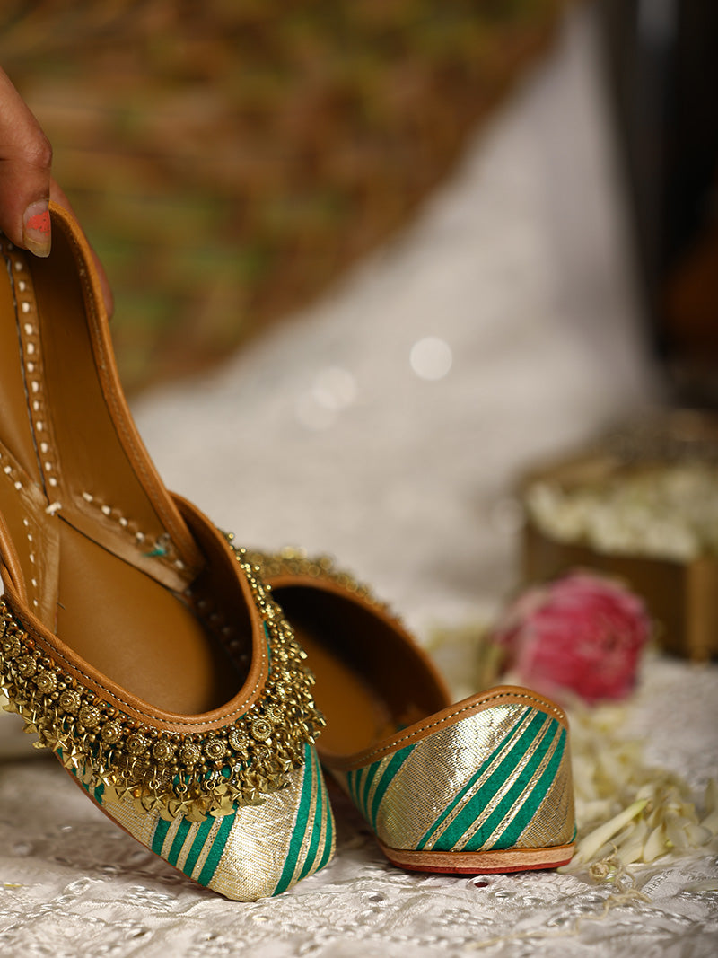 Devaka Jutti and Naisha Potli Green (Combo)