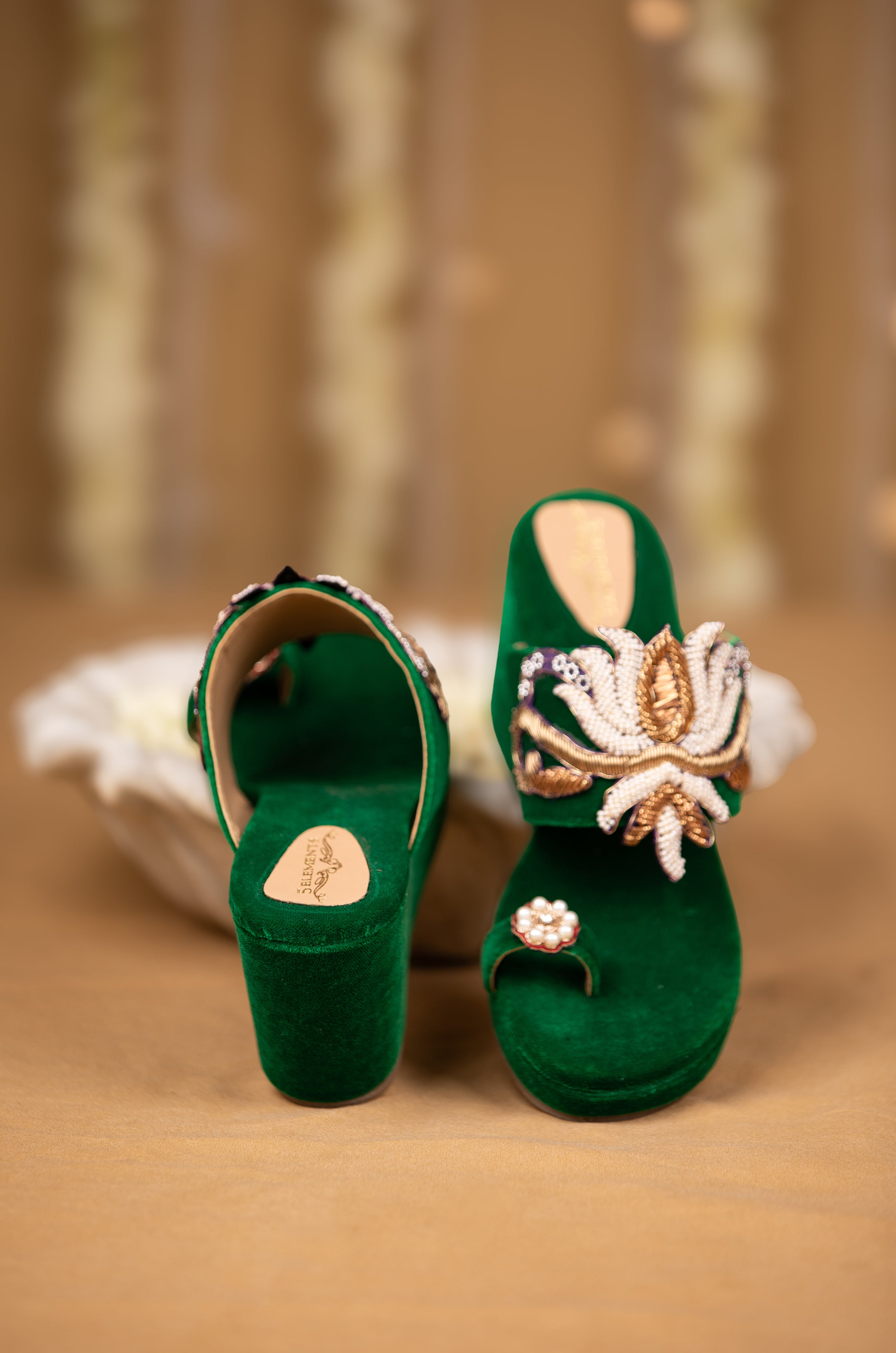 Reya (Wedges)