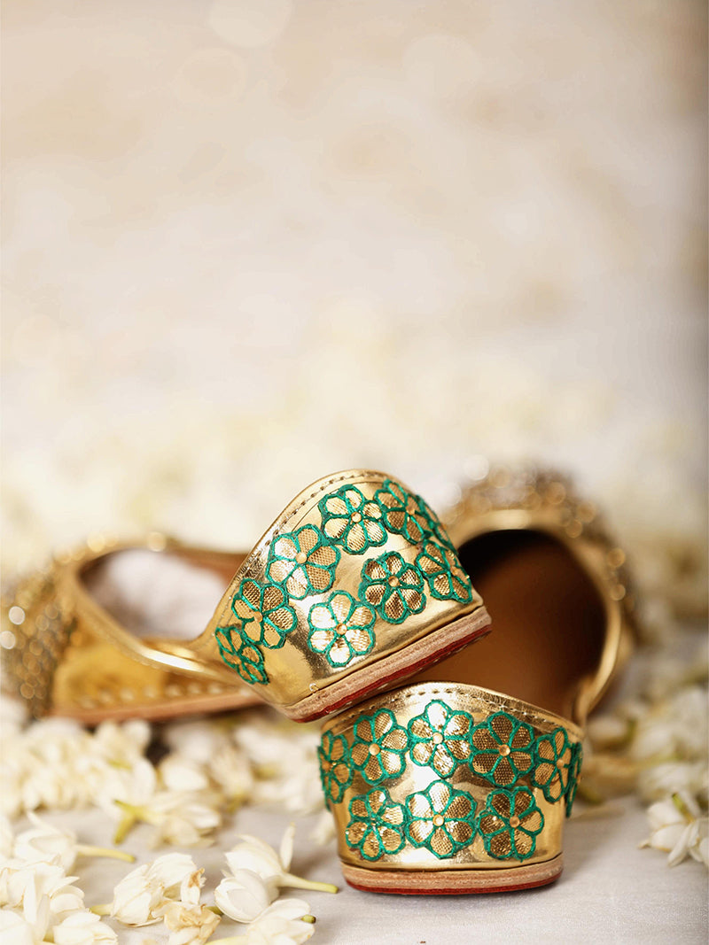 Menaka Green (Jutti)