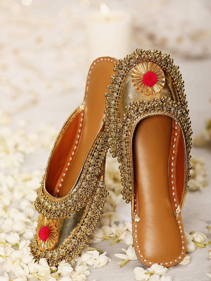 Gold Ghungroo (Mule)