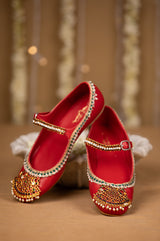 Sharini & Ruvika Red Potli