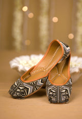 Willow Black (Jutti)