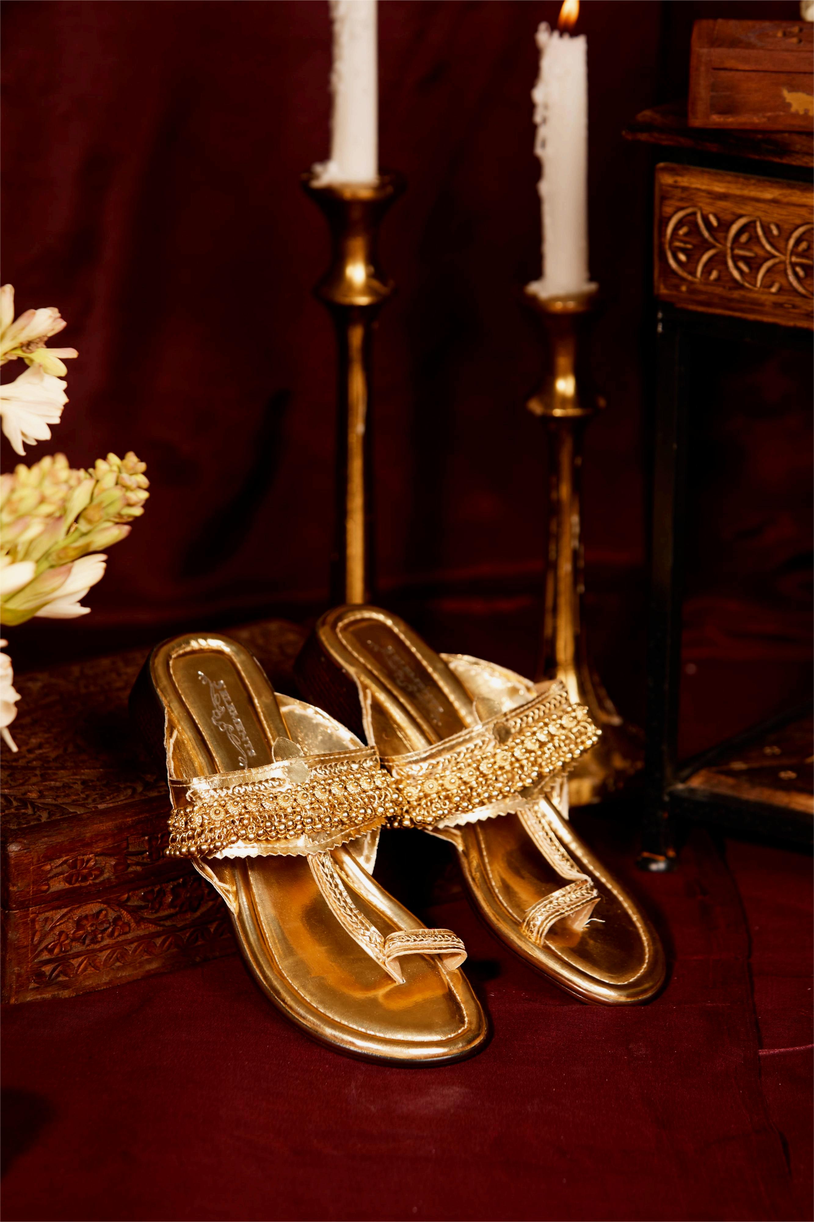 Ghungroo Love Gold Kolhapuri & Vamika Gold Potli