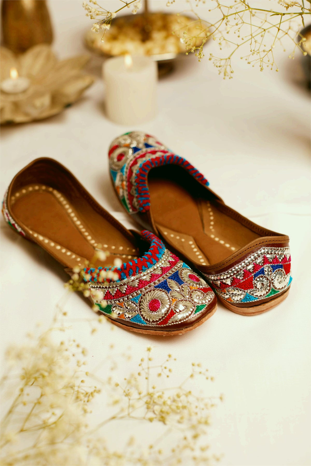 Masoud Pink embroidered jutti