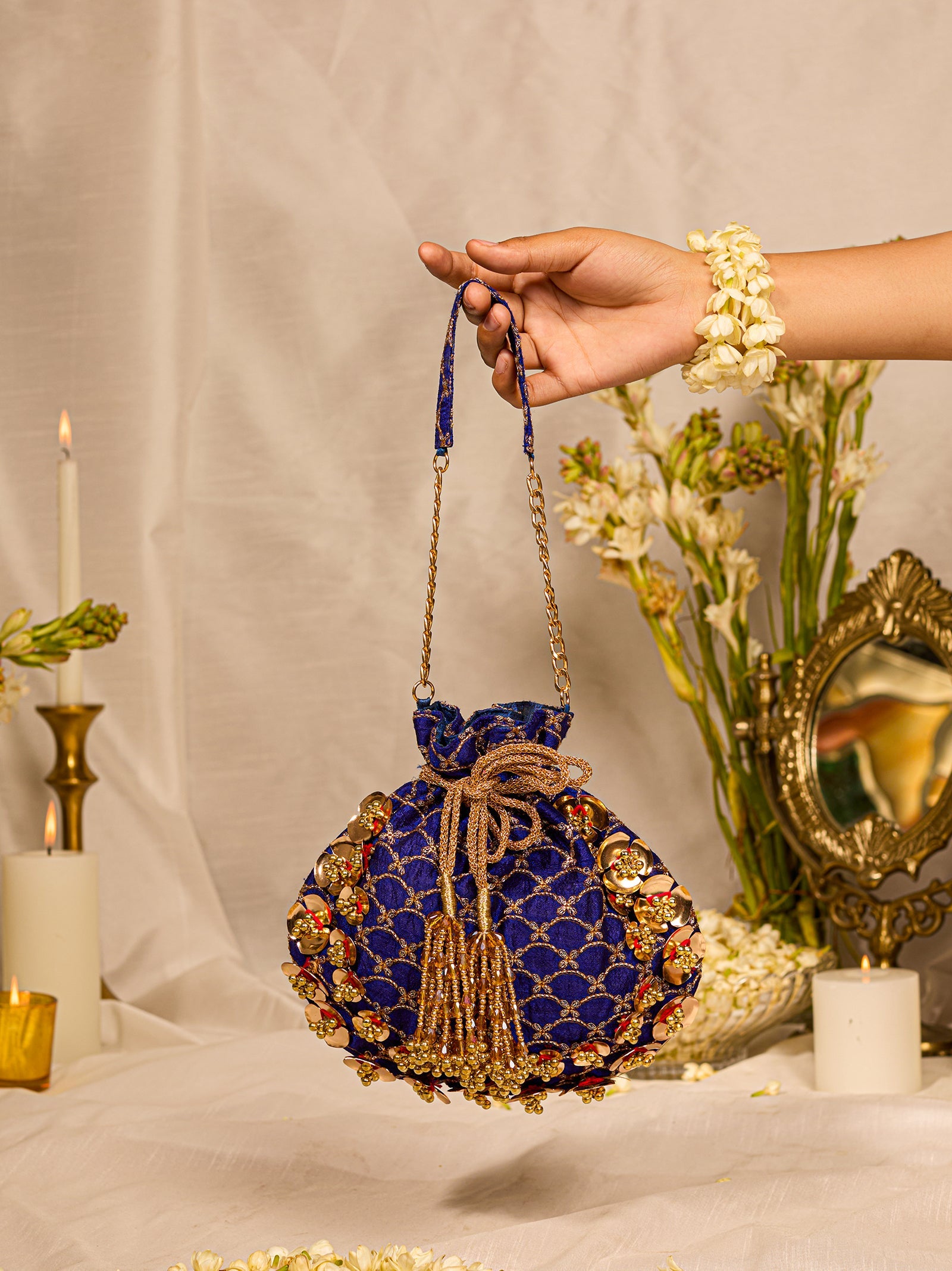 Nabhya Mule Heel & Nabhya Potli (Combo)