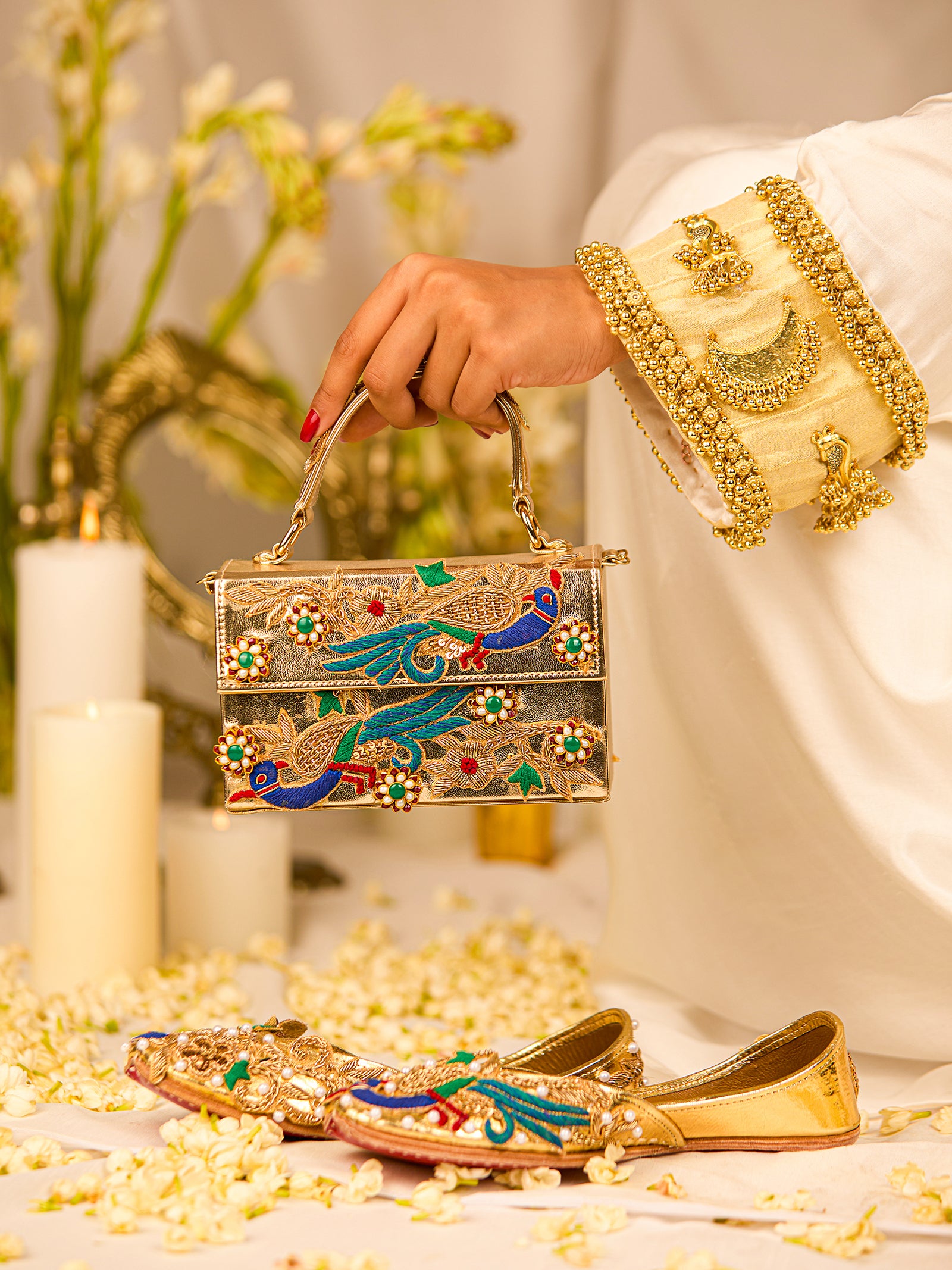 Moor Goota Jutti & Moor Goota Bag (Combo)