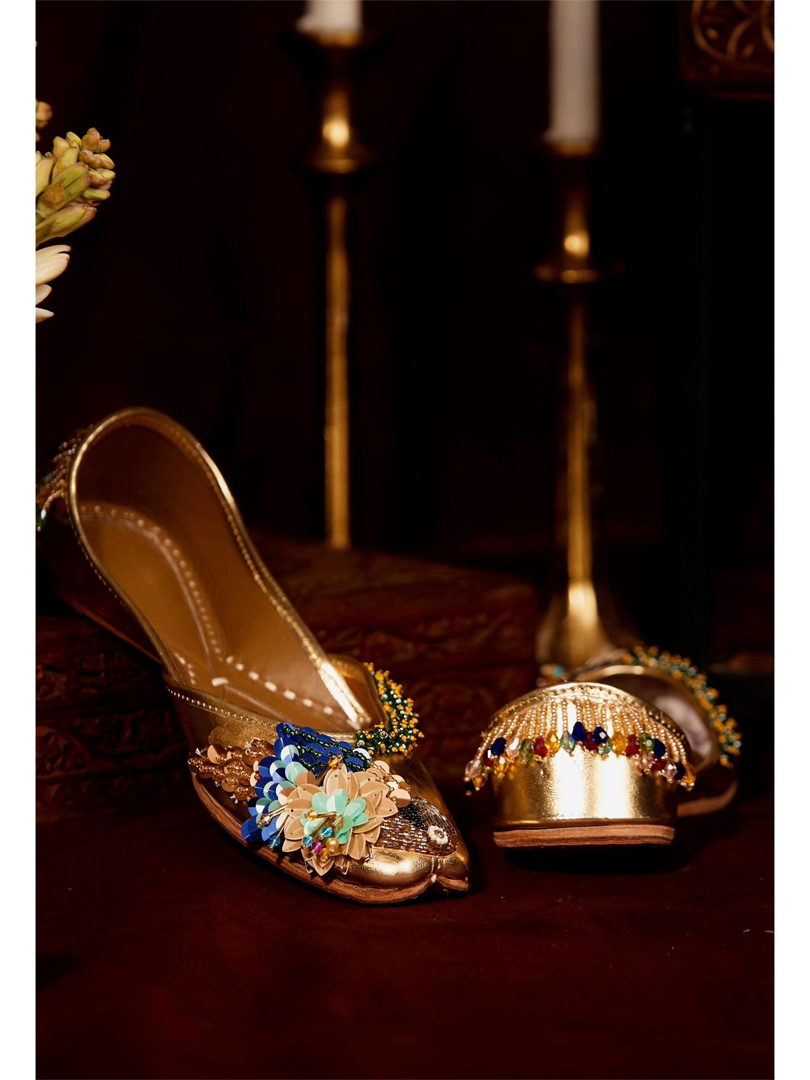 Kalki Gold (Jutti)