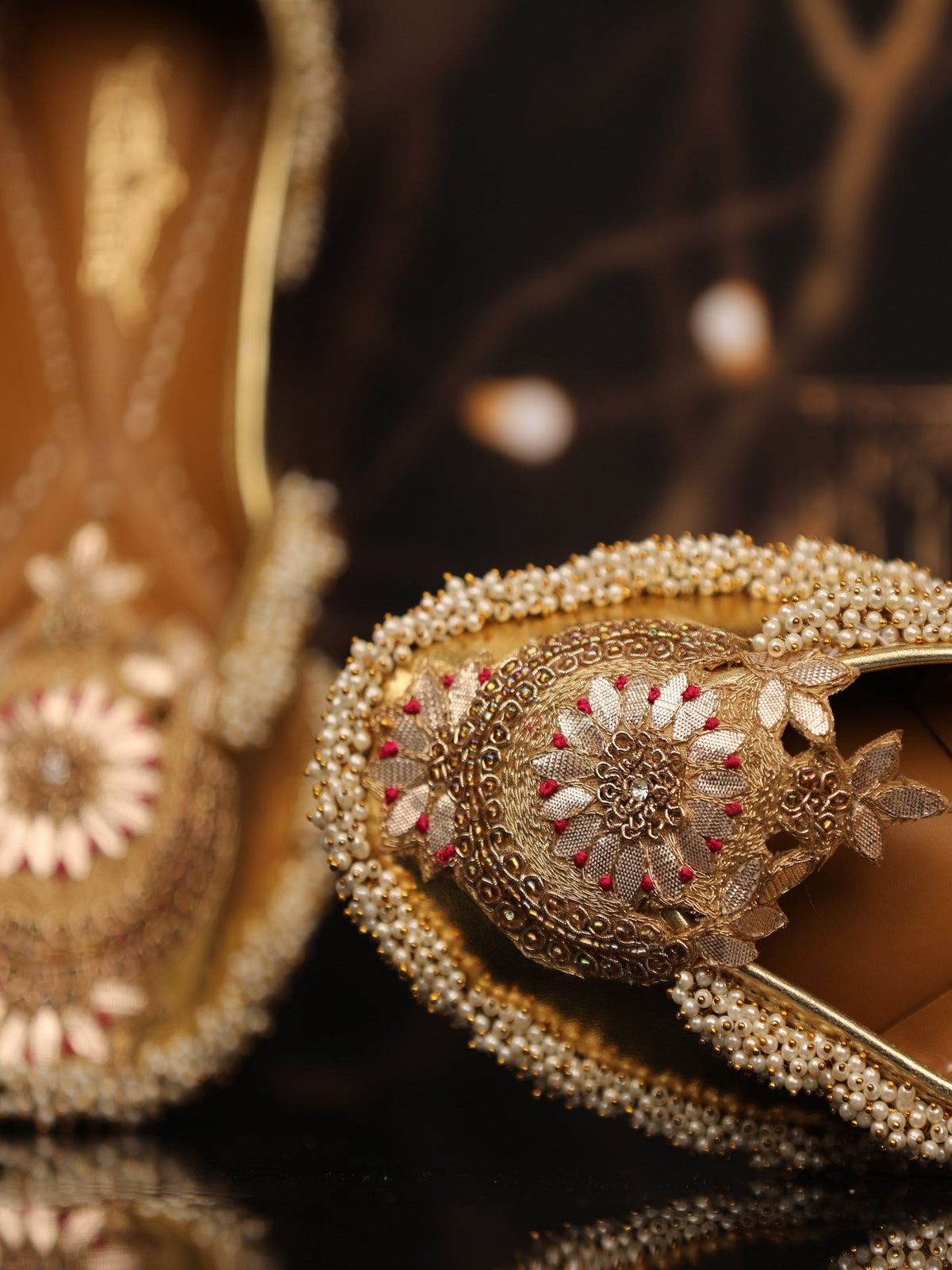 Golden Crown handcrafted jutti