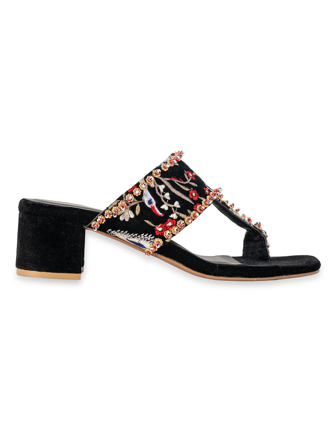 5E-RH-26-008 - Naqsh Heels - 004 - DSC01687  final. w.jpg