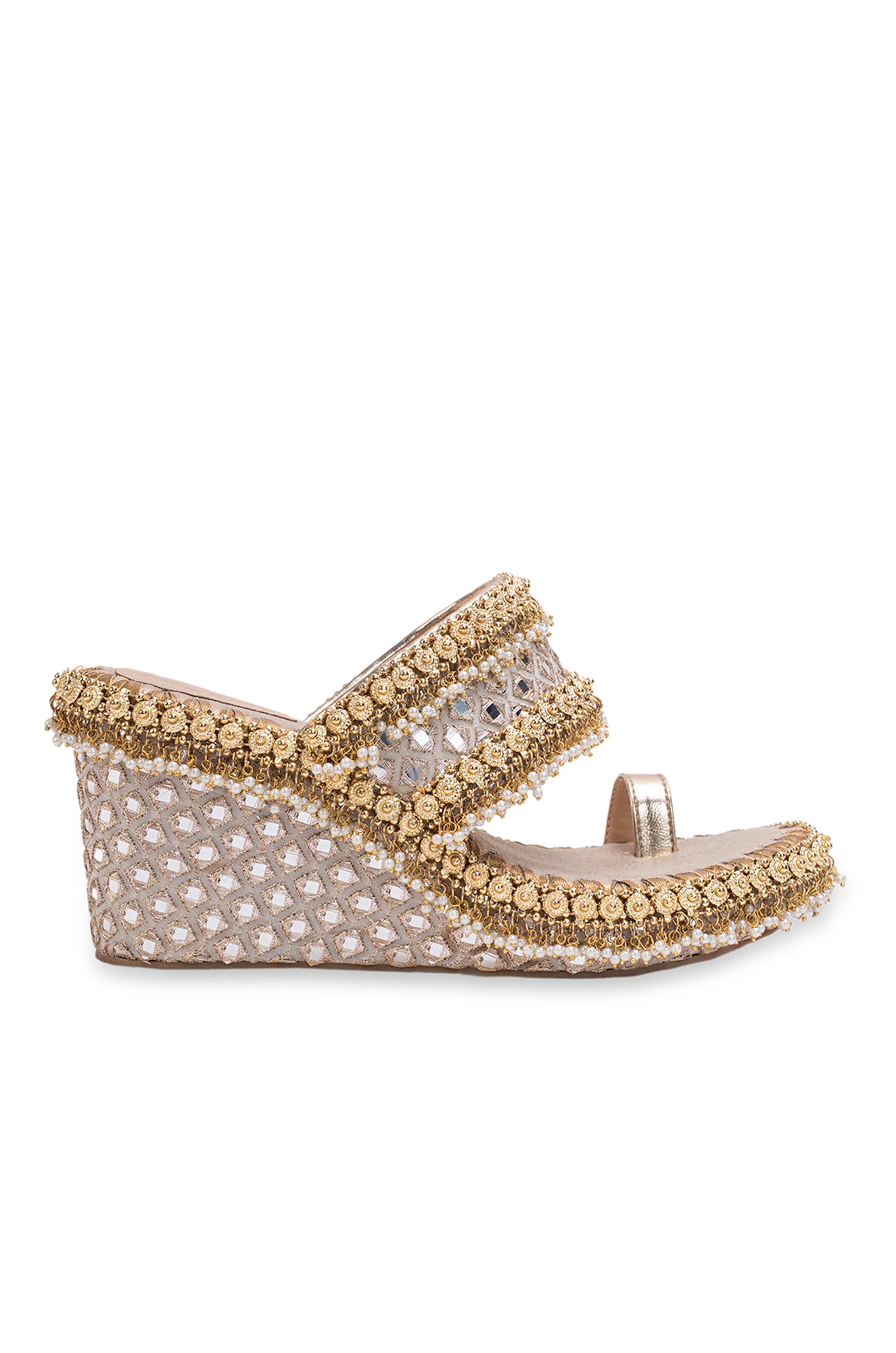 Charita (Wedges)