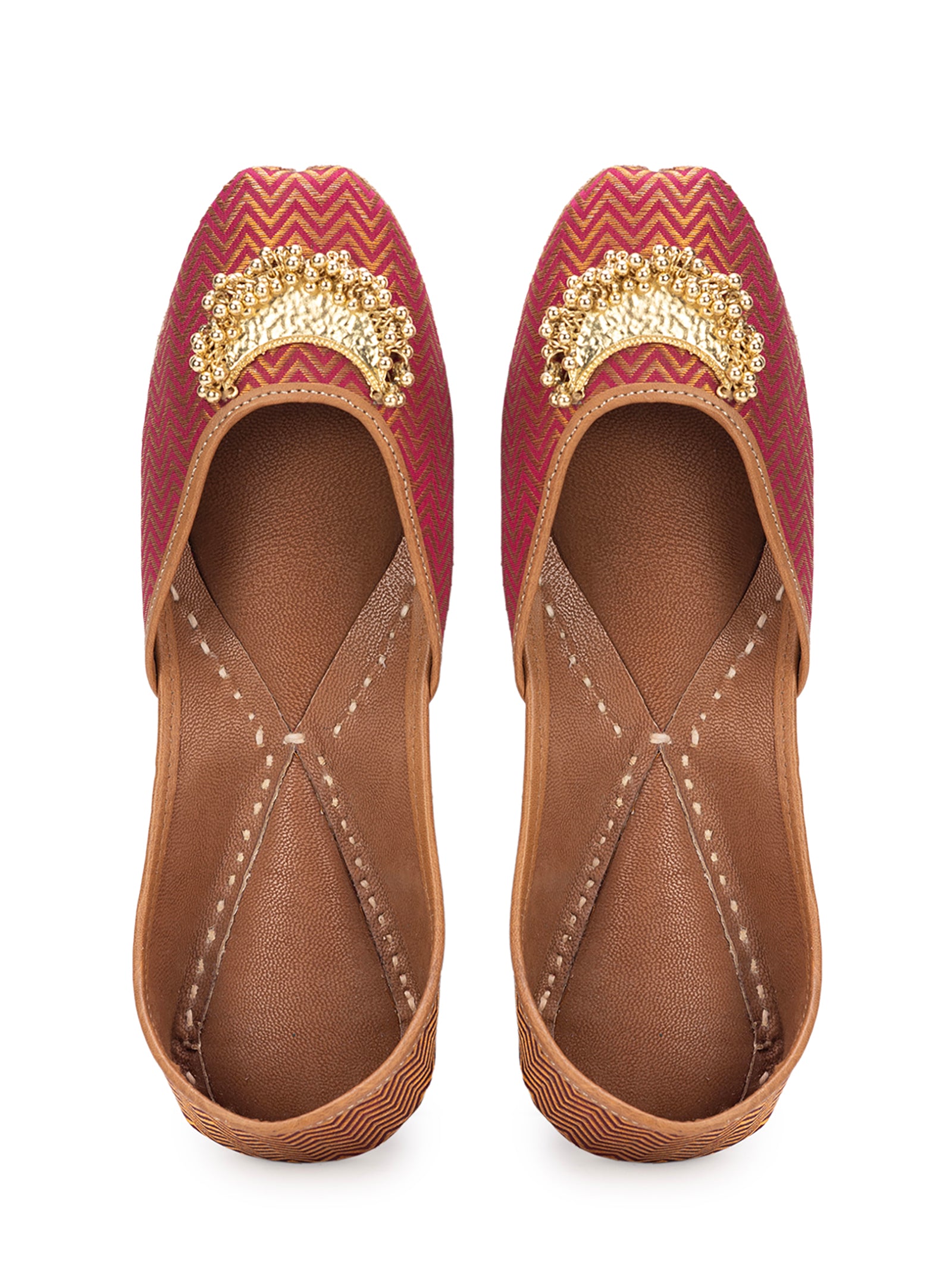 Aashvi Red (Jutti)