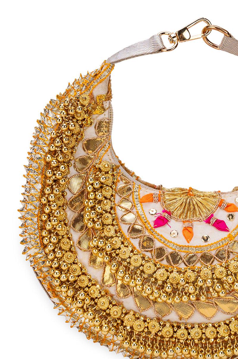 Vamika White (Potli)