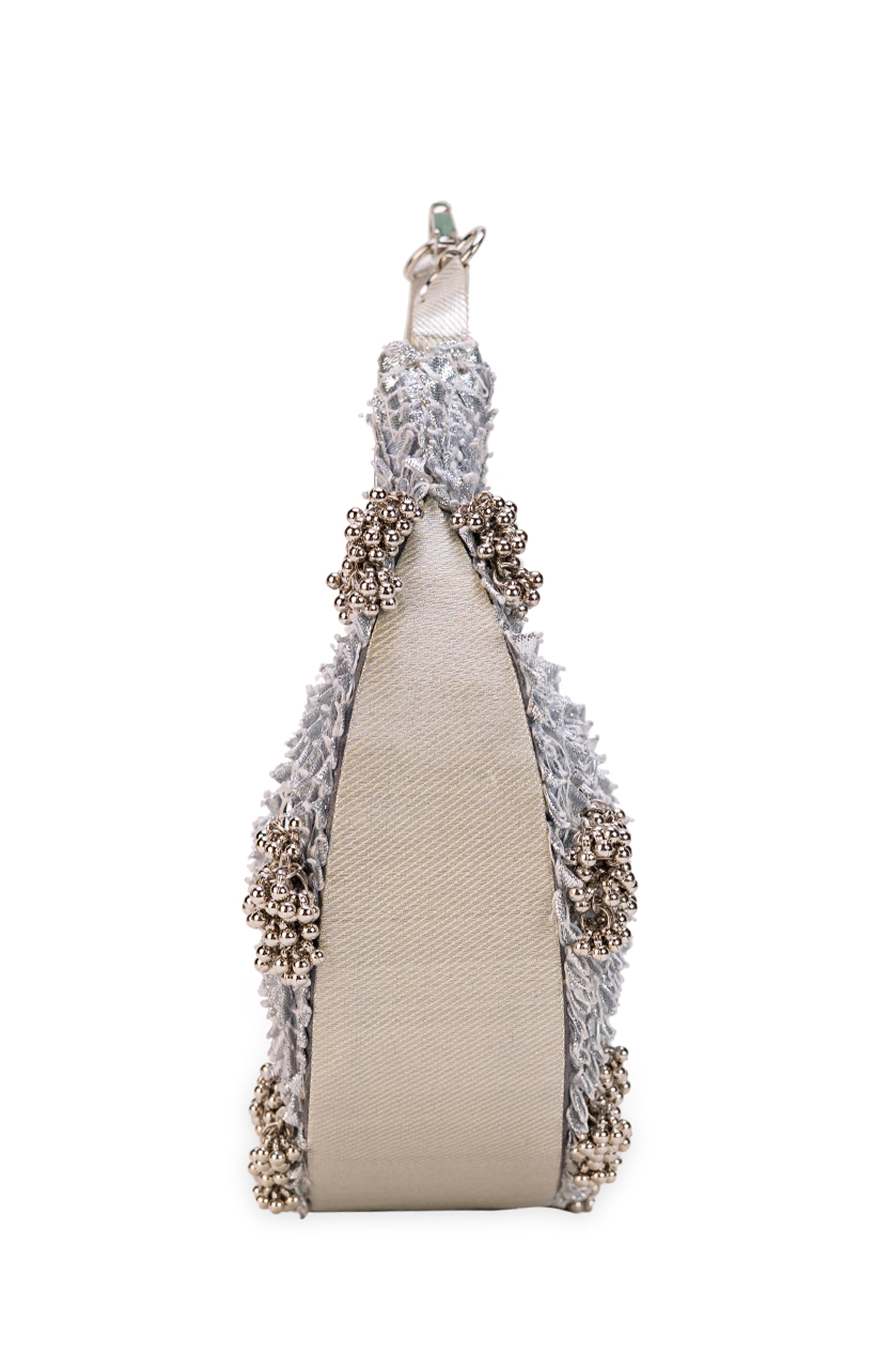 Ishani Silver (Clutch)