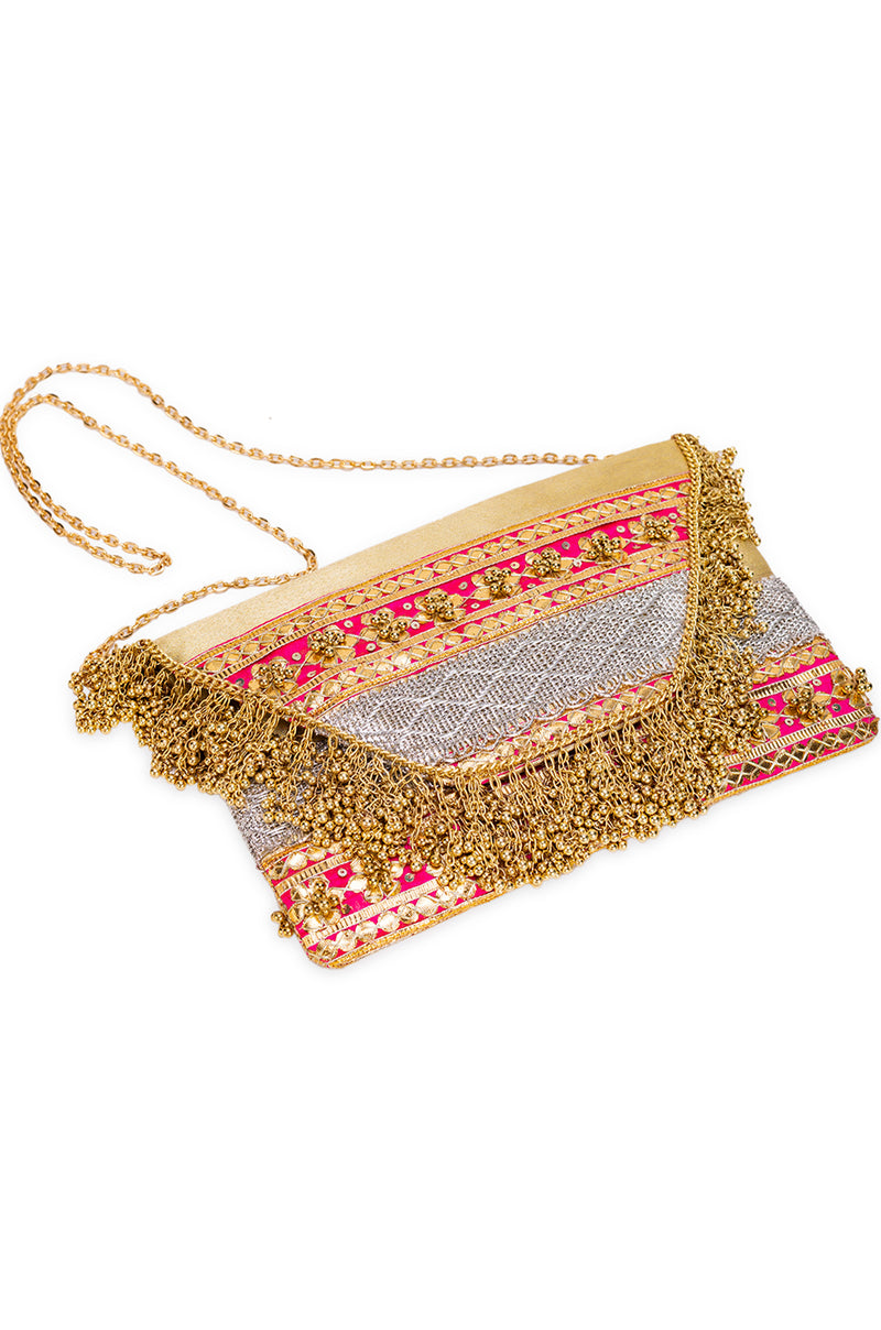 Trishika (Clutch)