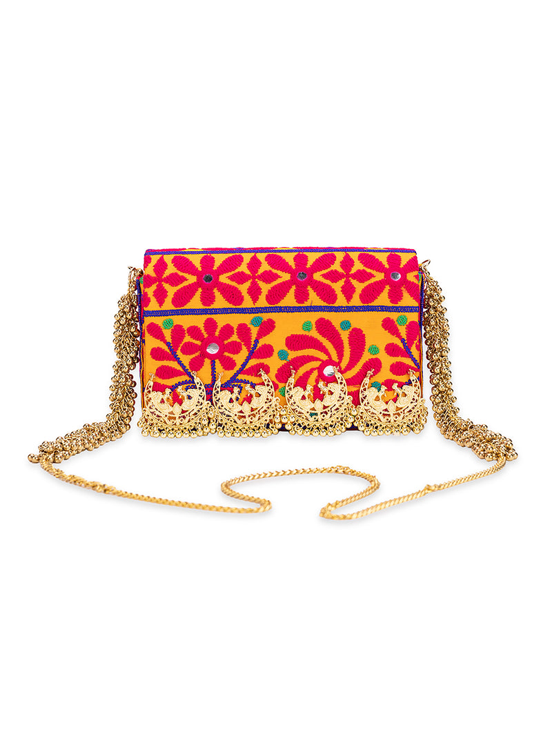 Niyati Moon (Bag)