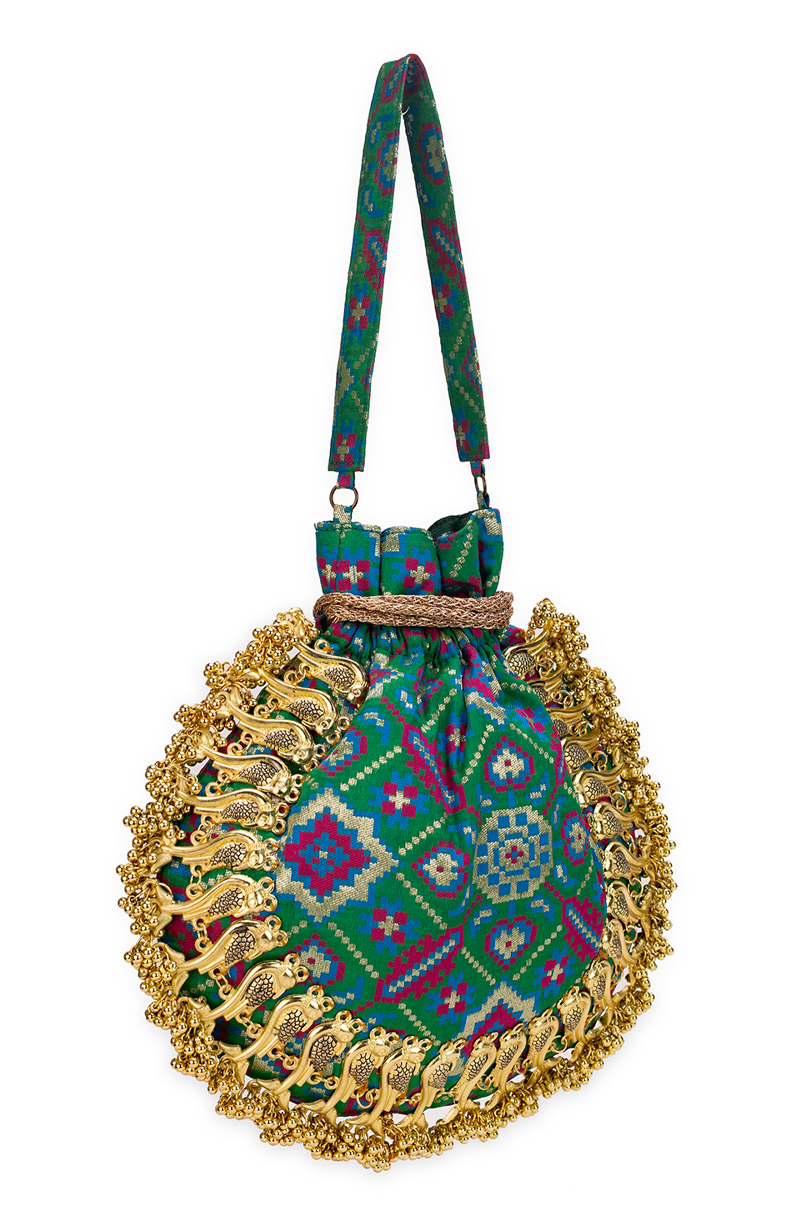 Avika (Potli)