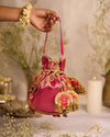 Advita (Potli)