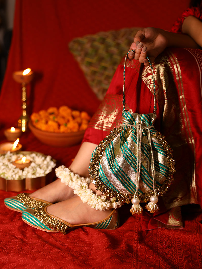 Devaka Jutti and Naisha Potli Green (Combo)