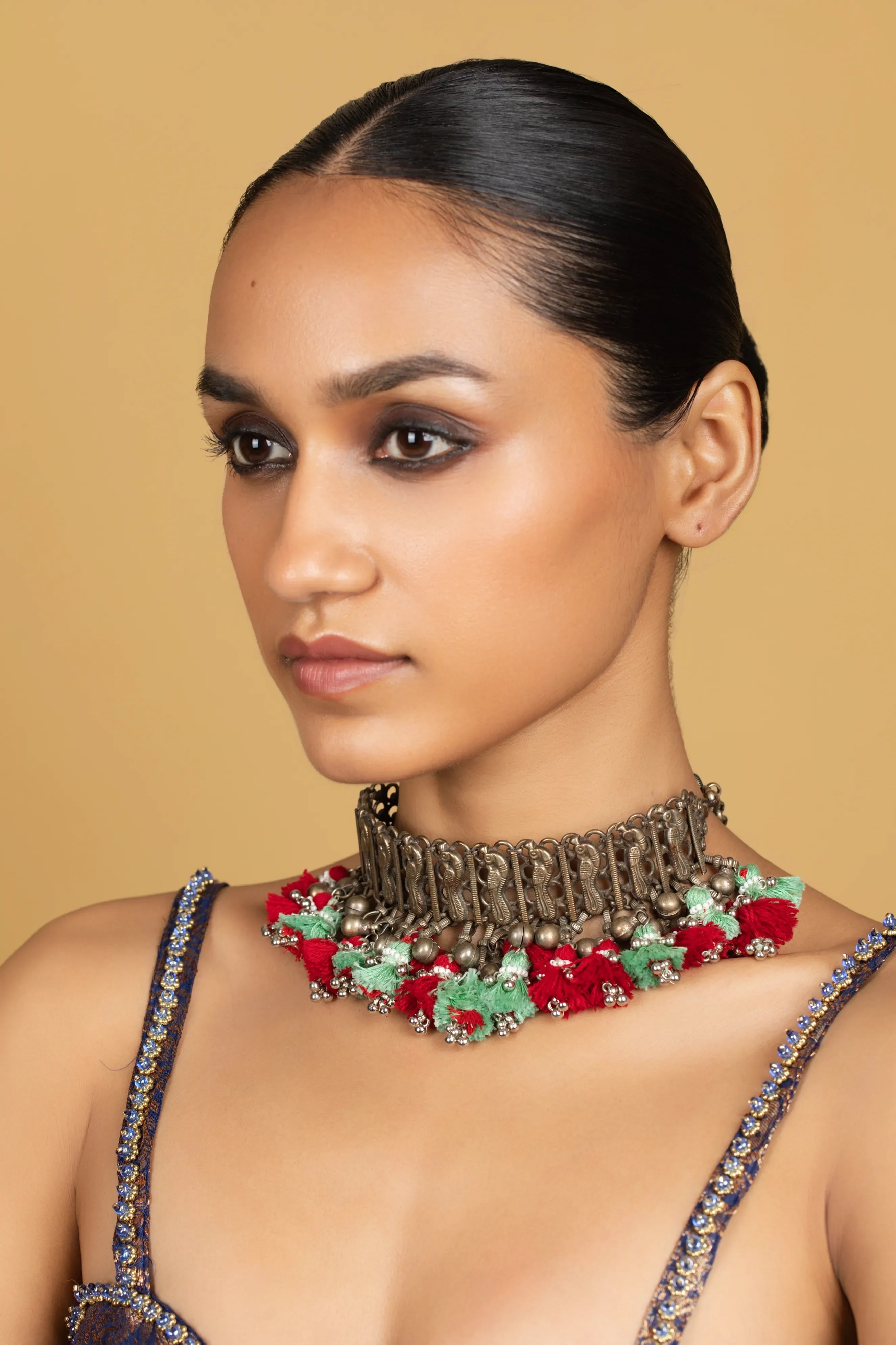 Vasanta Choker
