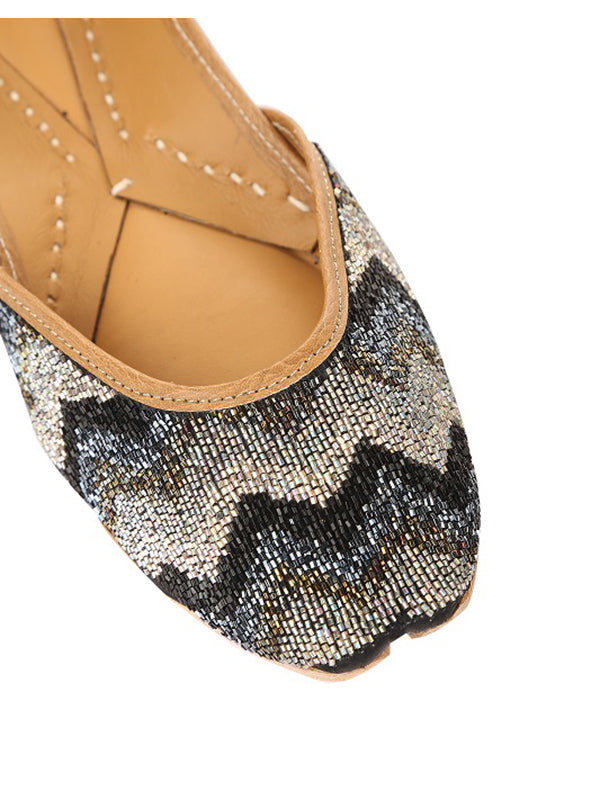 Madeline - Black (jutti) 5elements