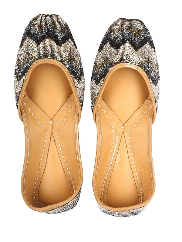 Madeline - Black (jutti) 5elements