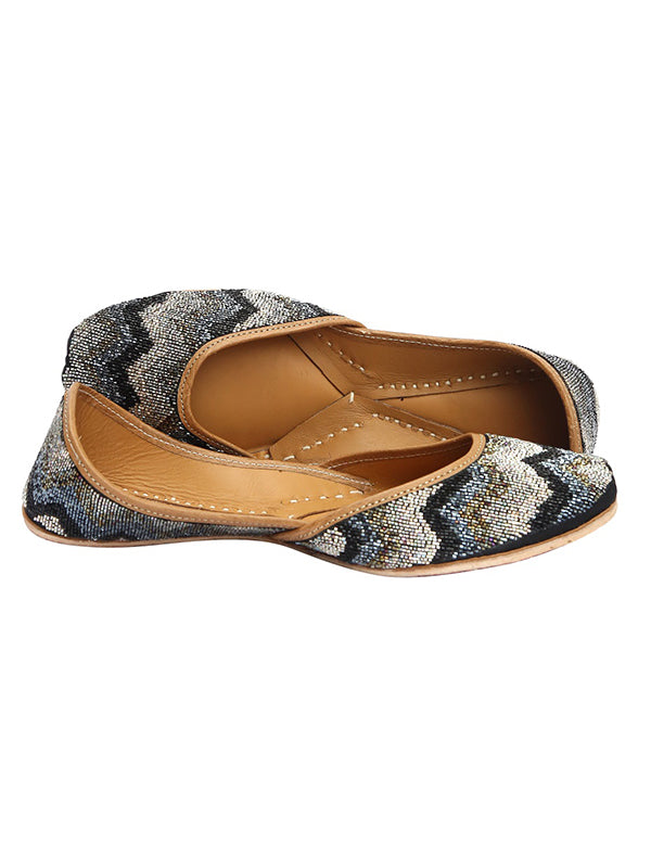 Madeline - Black (jutti) 5elements